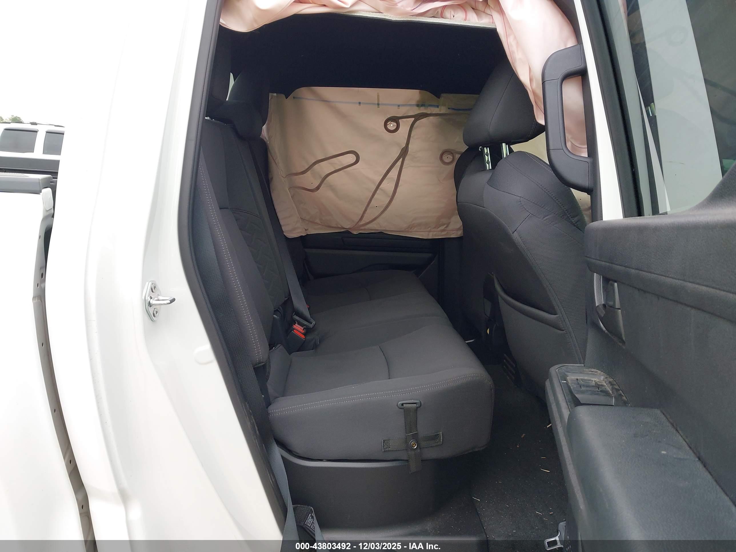 TOYOTA TACOMA image 8