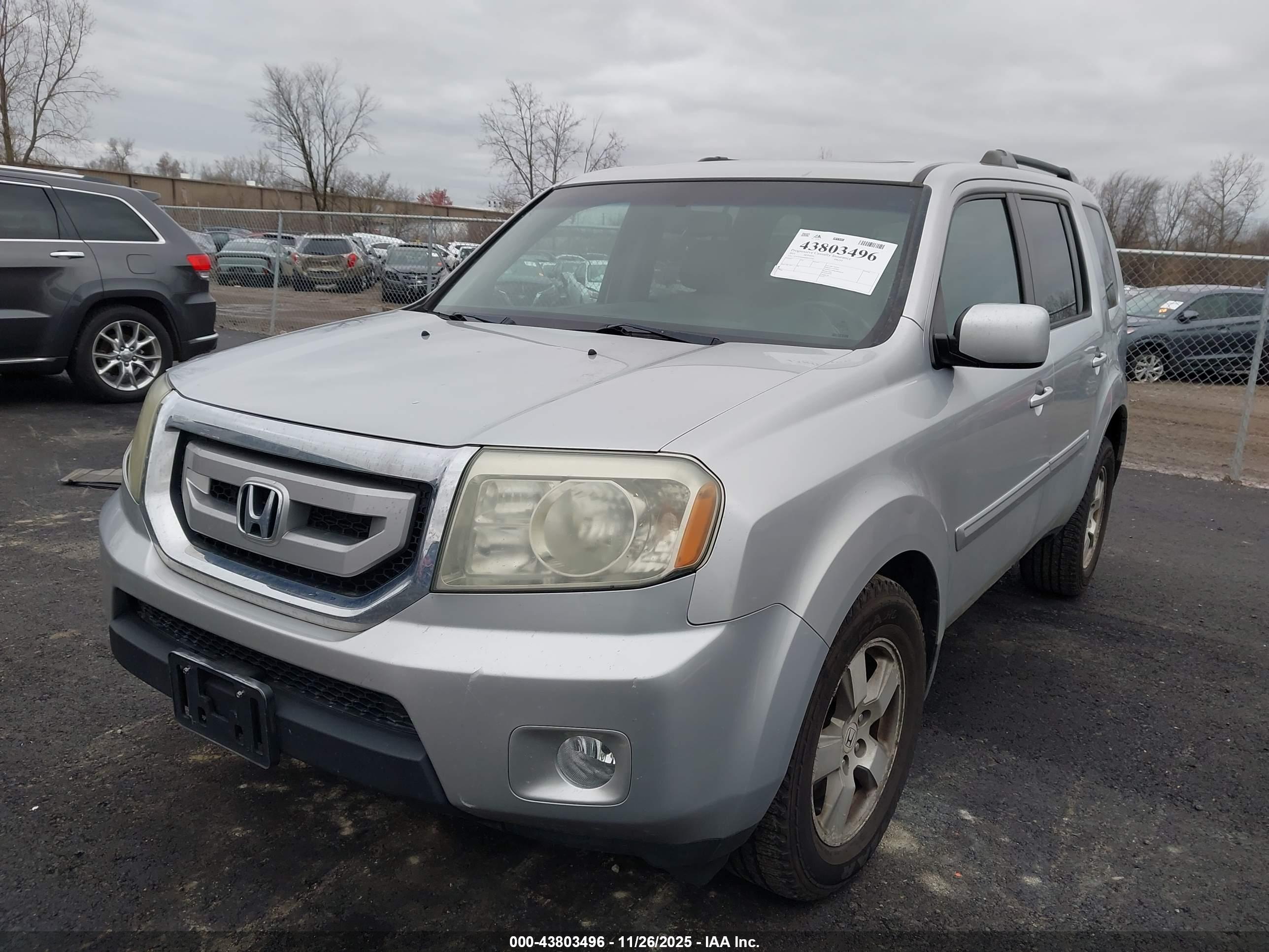 HONDA PILOT image 2