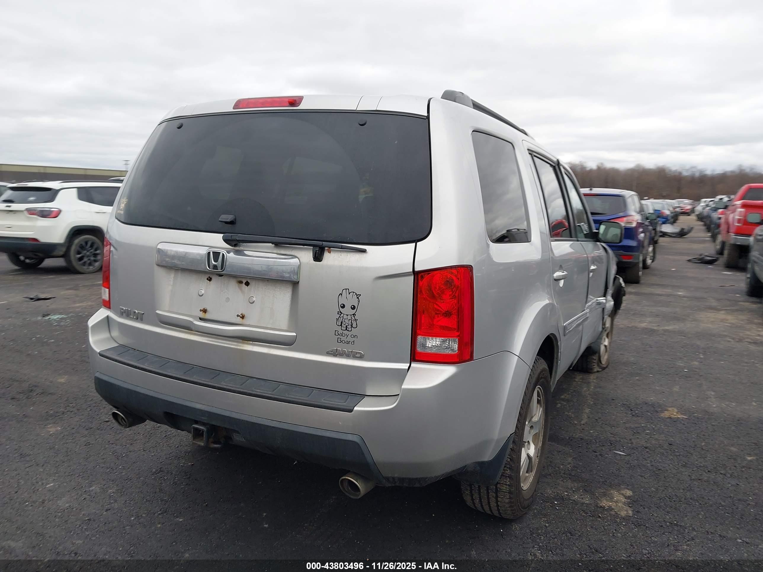 HONDA PILOT image 4