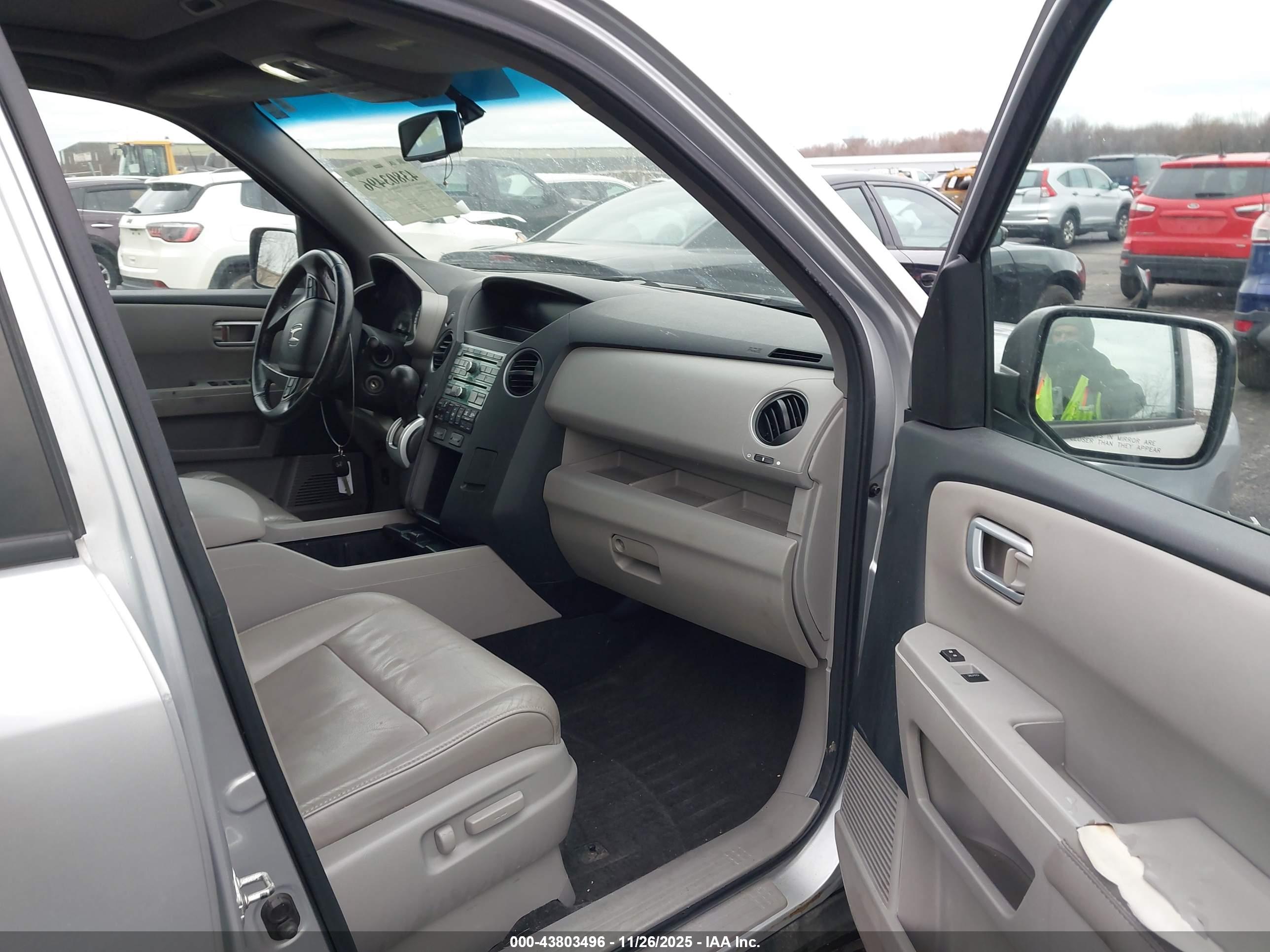 HONDA PILOT image 5