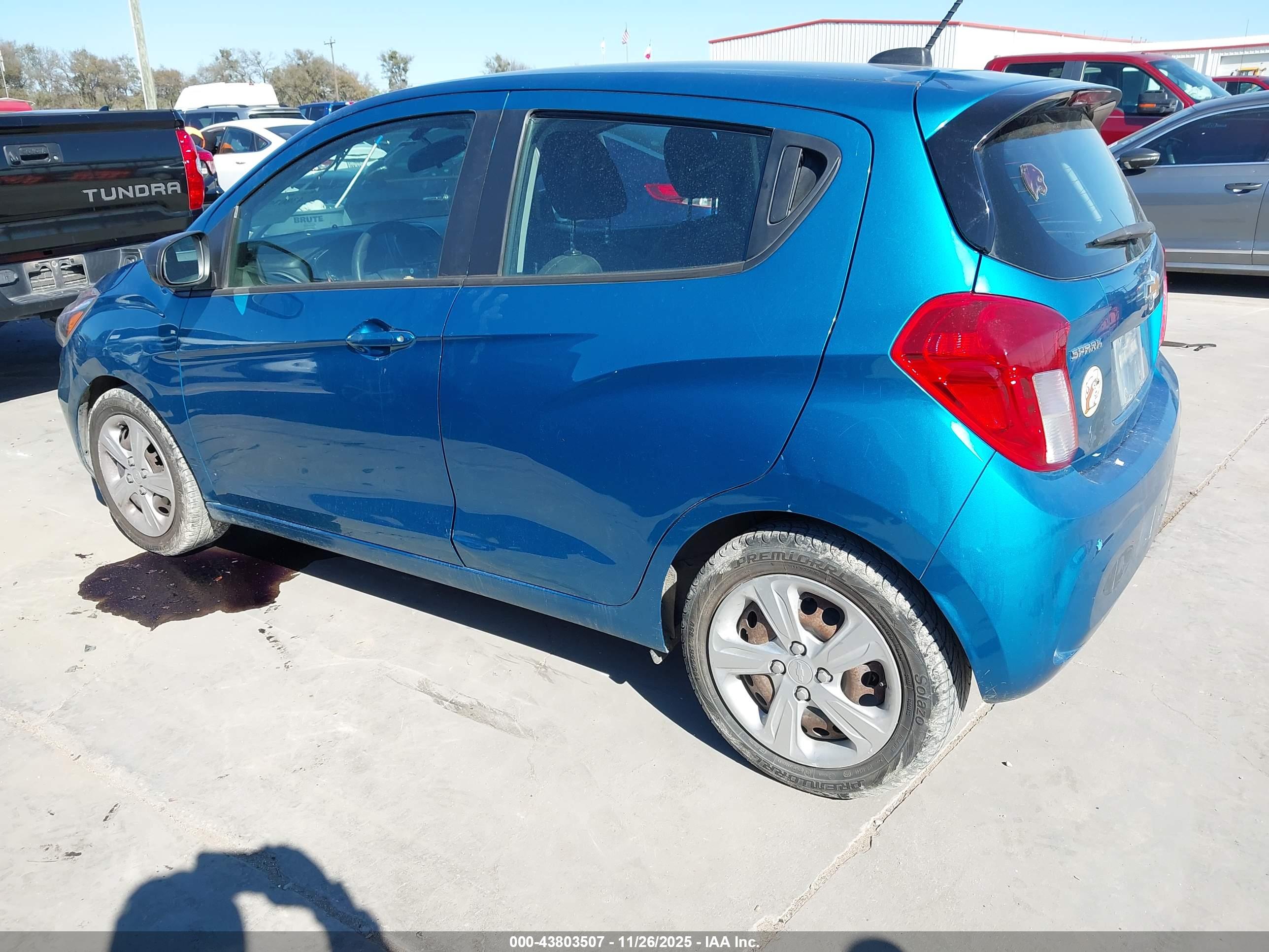 CHEVROLET SPARK image 3