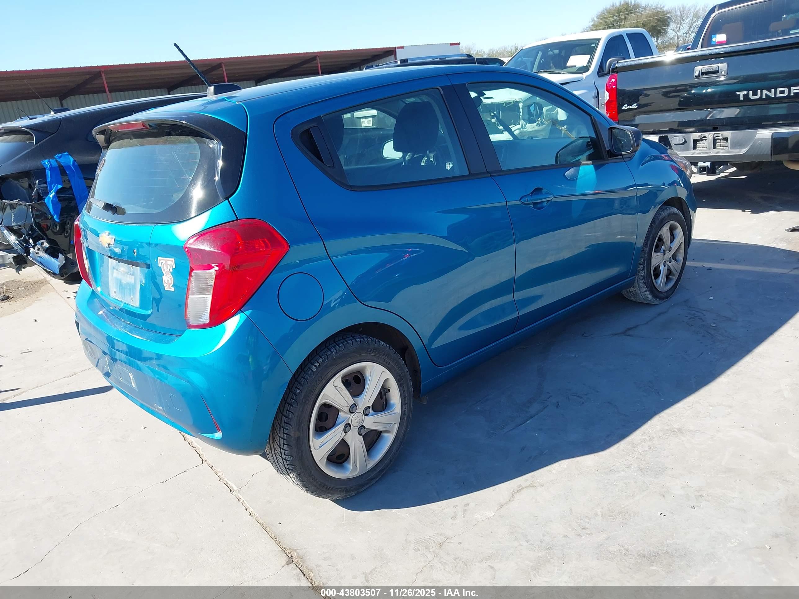 CHEVROLET SPARK image 4