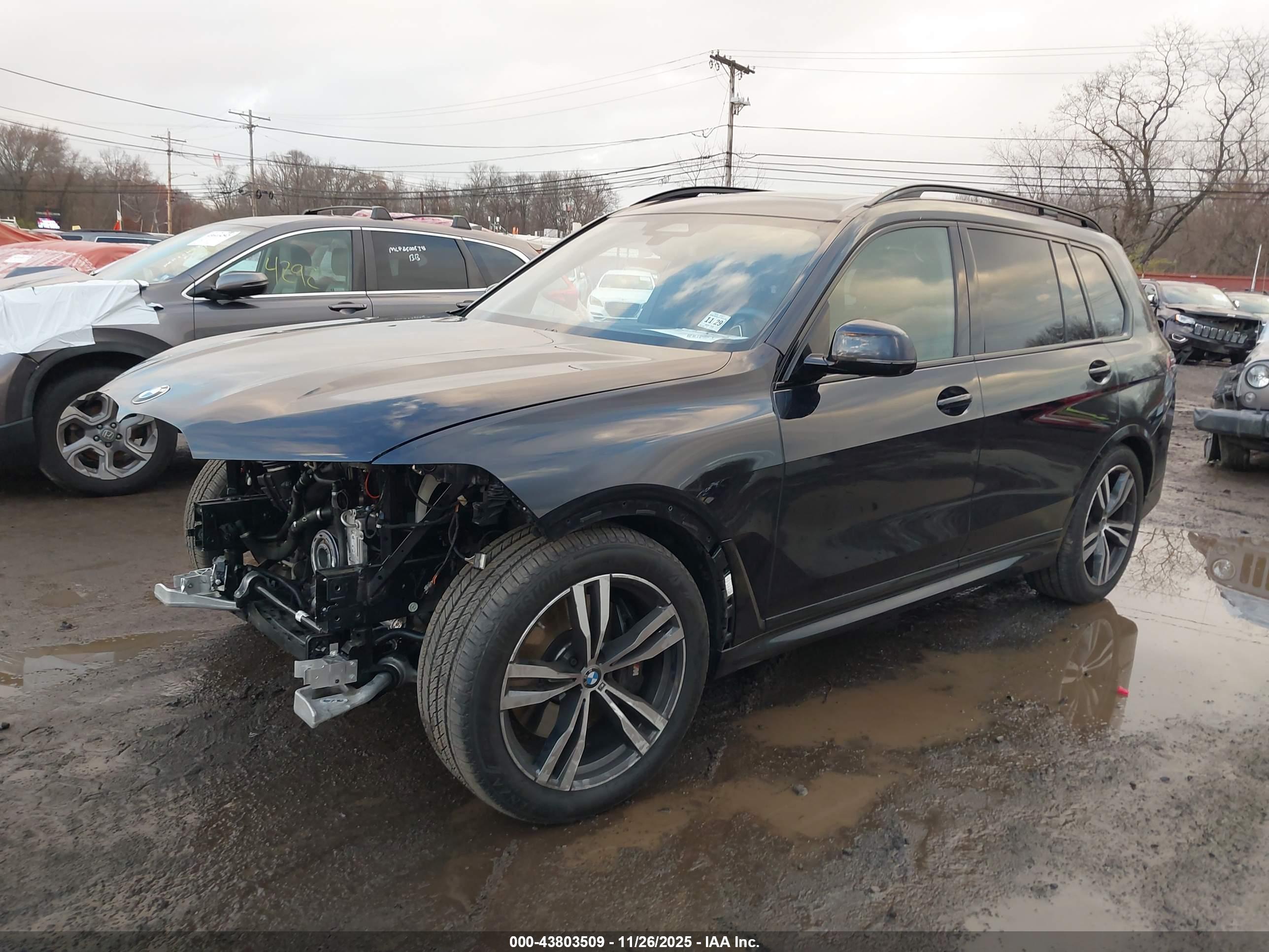 BMW X7 image 6