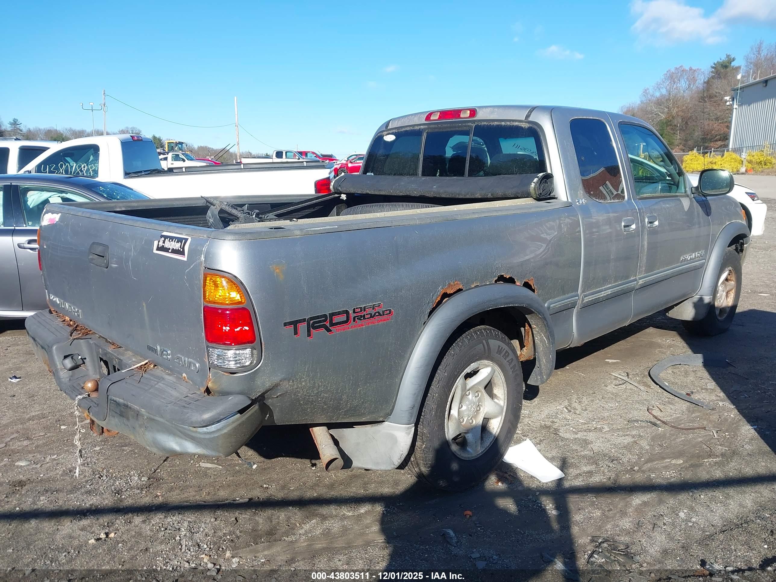 TOYOTA TUNDRA image 4