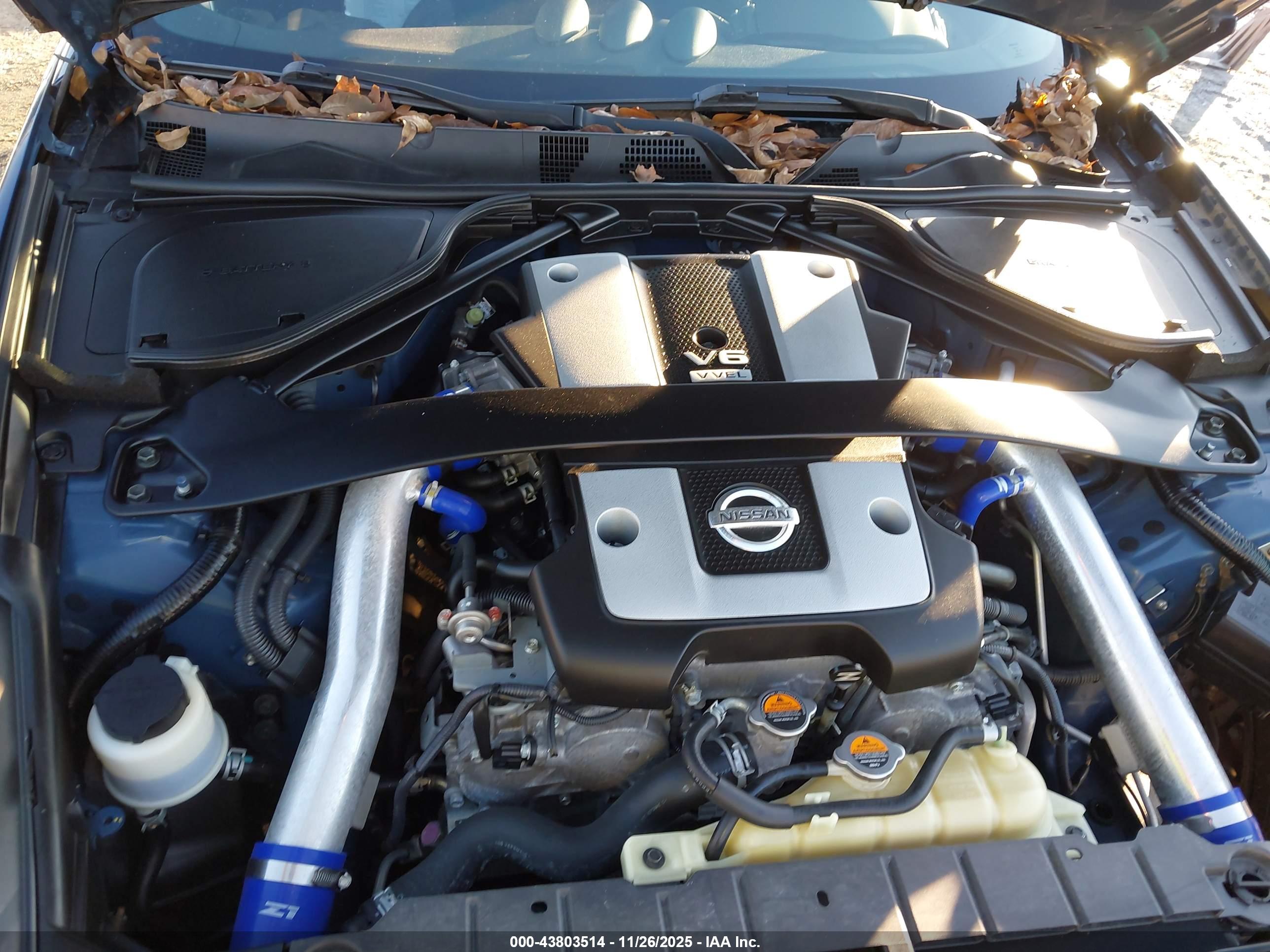 NISSAN 370Z image 10