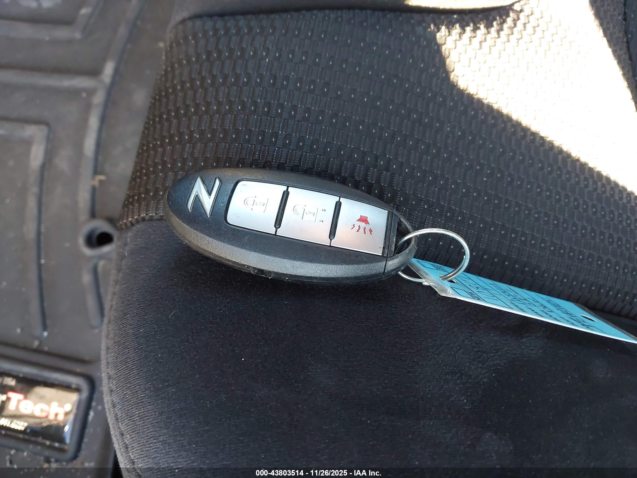 NISSAN 370Z image 11