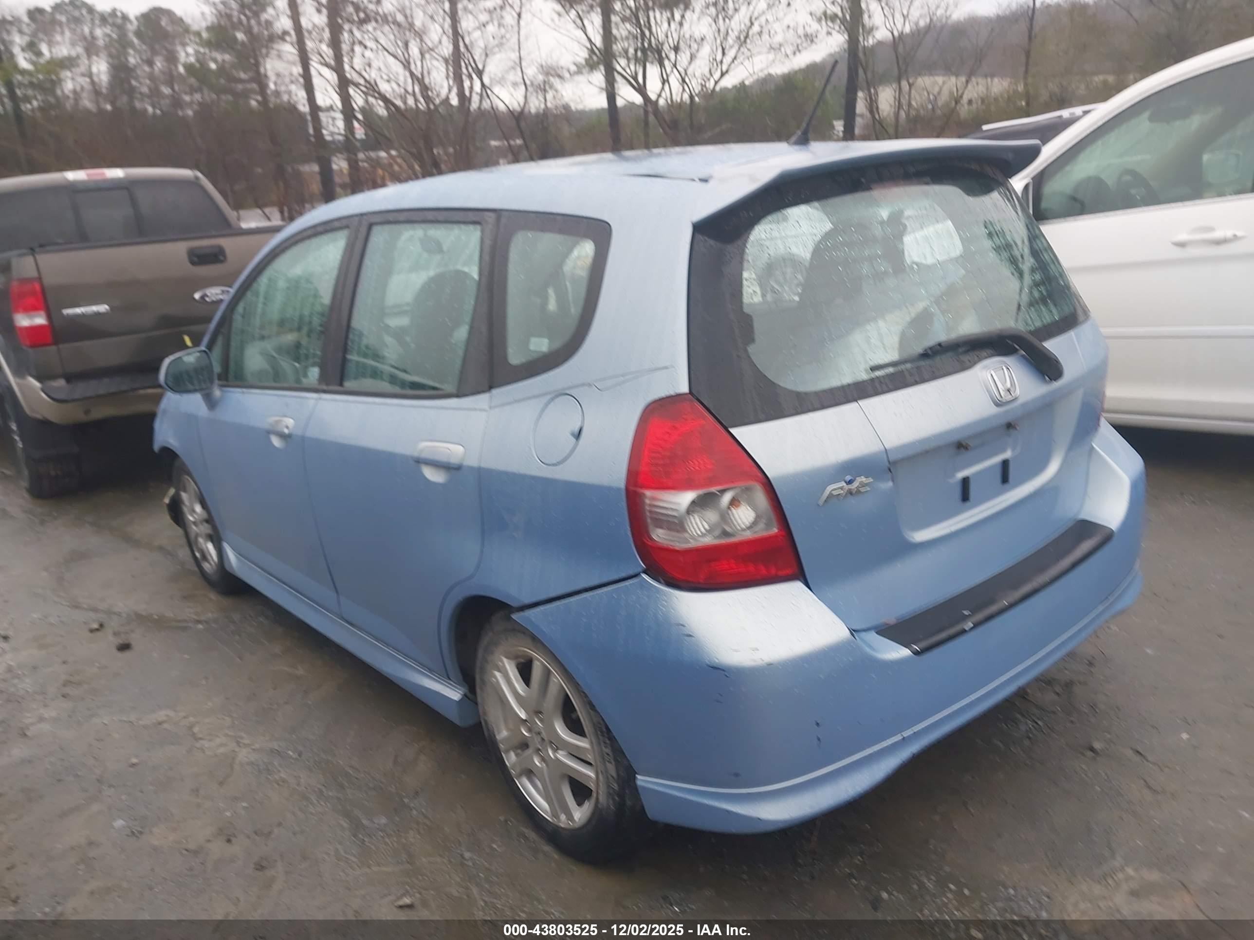 HONDA FIT image 3