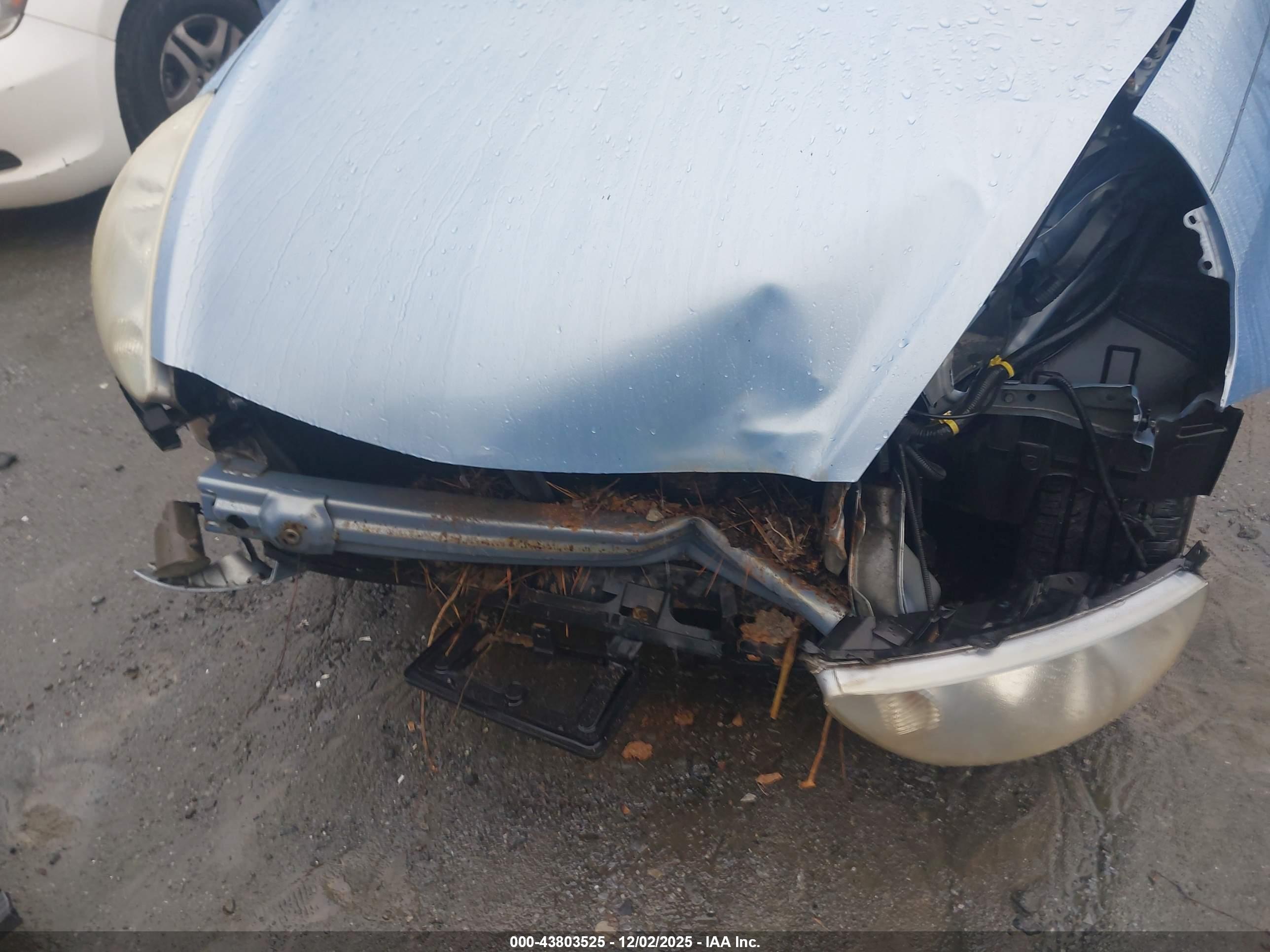 HONDA FIT image 6
