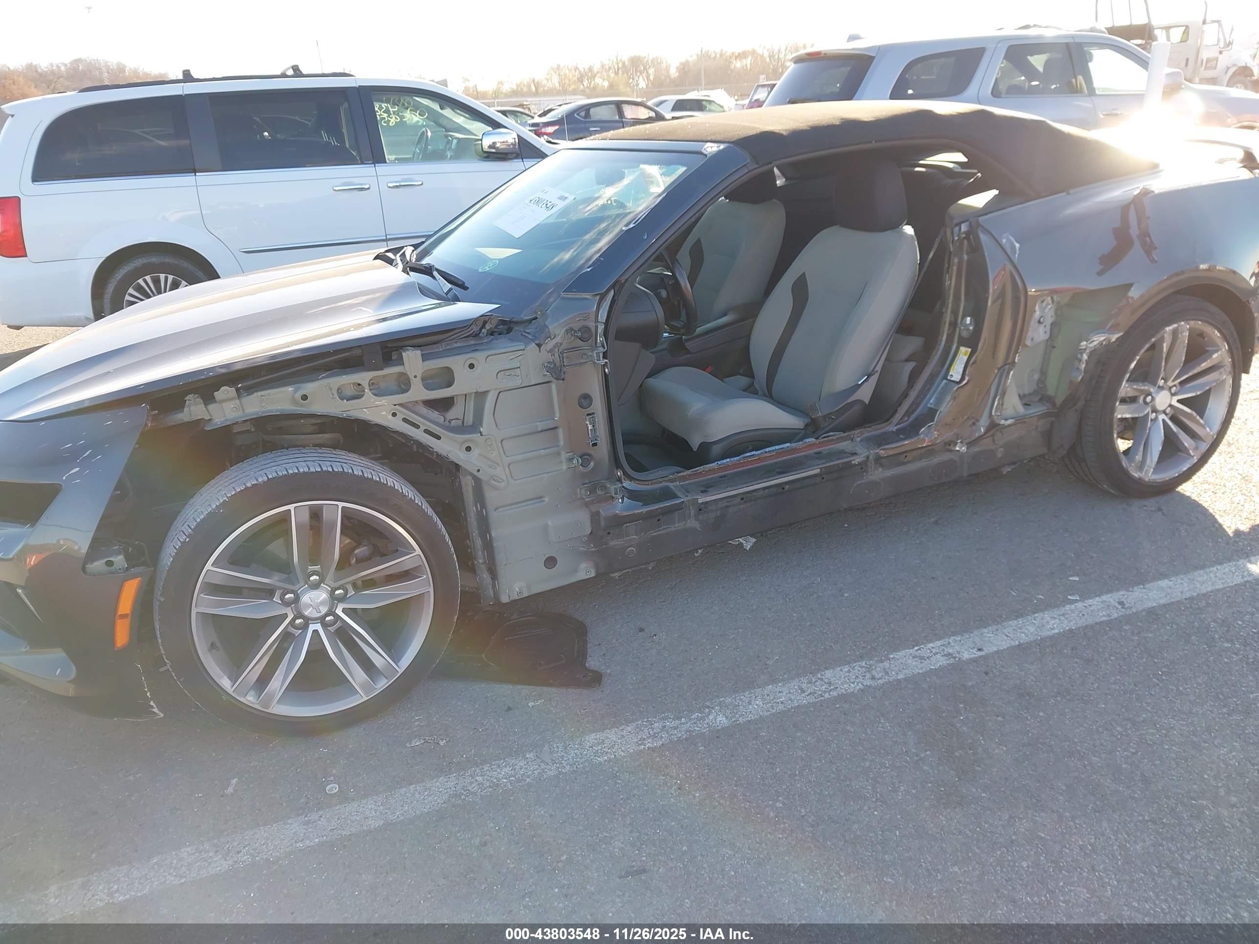 CHEVROLET CAMARO image 6