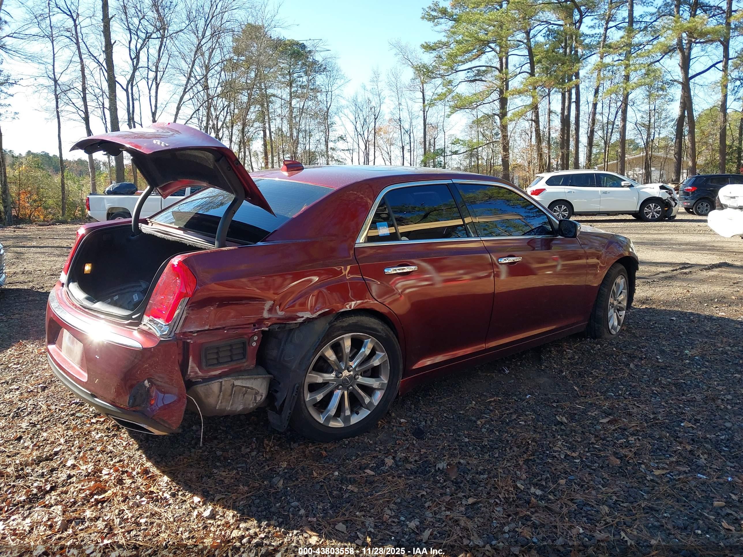 CHRYSLER 300 image 4