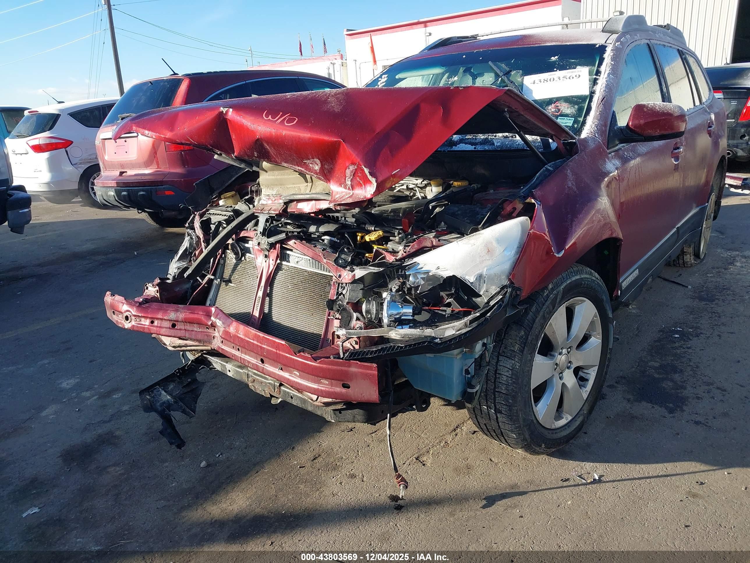 SUBARU OUTBACK image 6