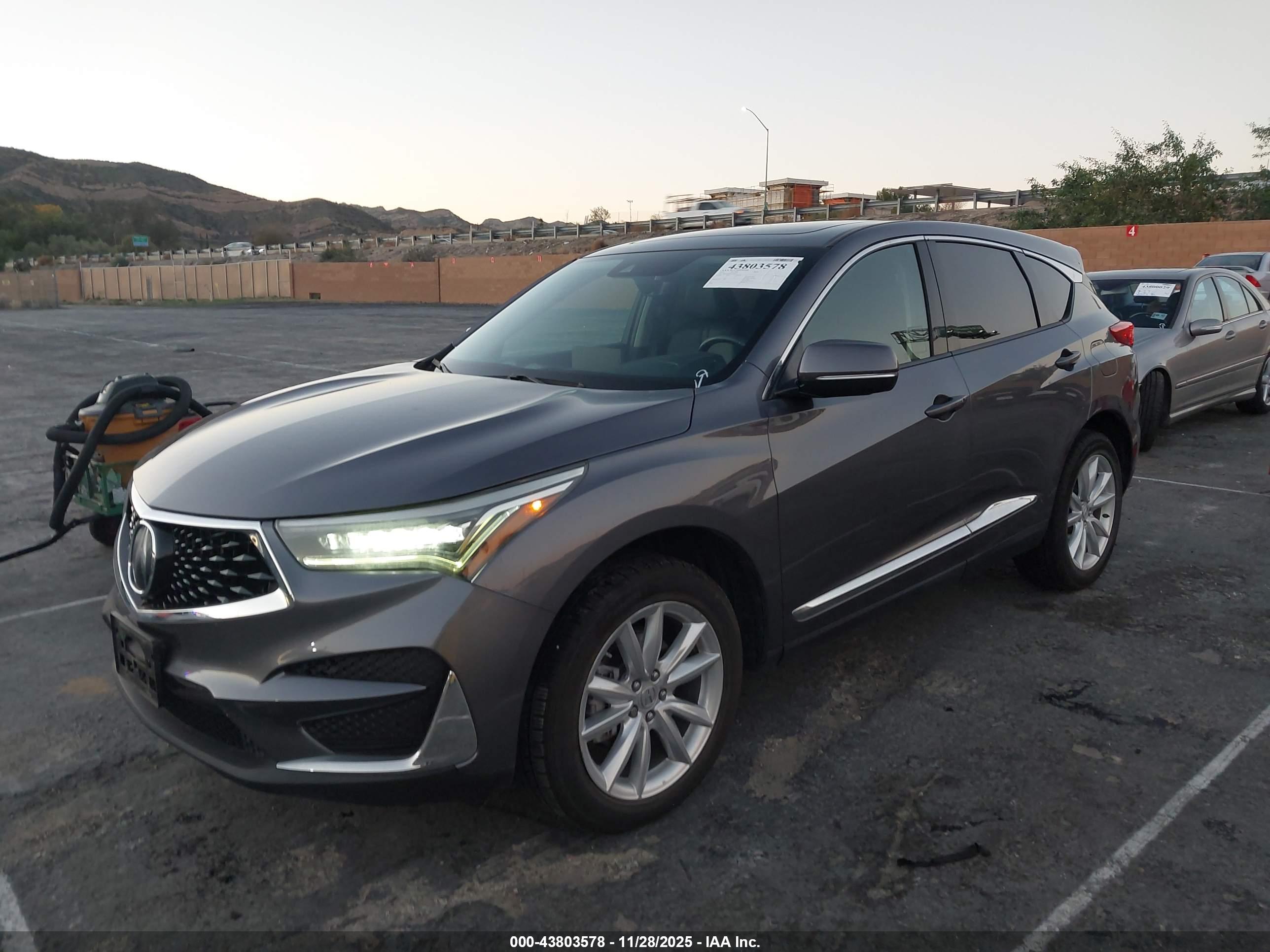 ACURA RDX image 2