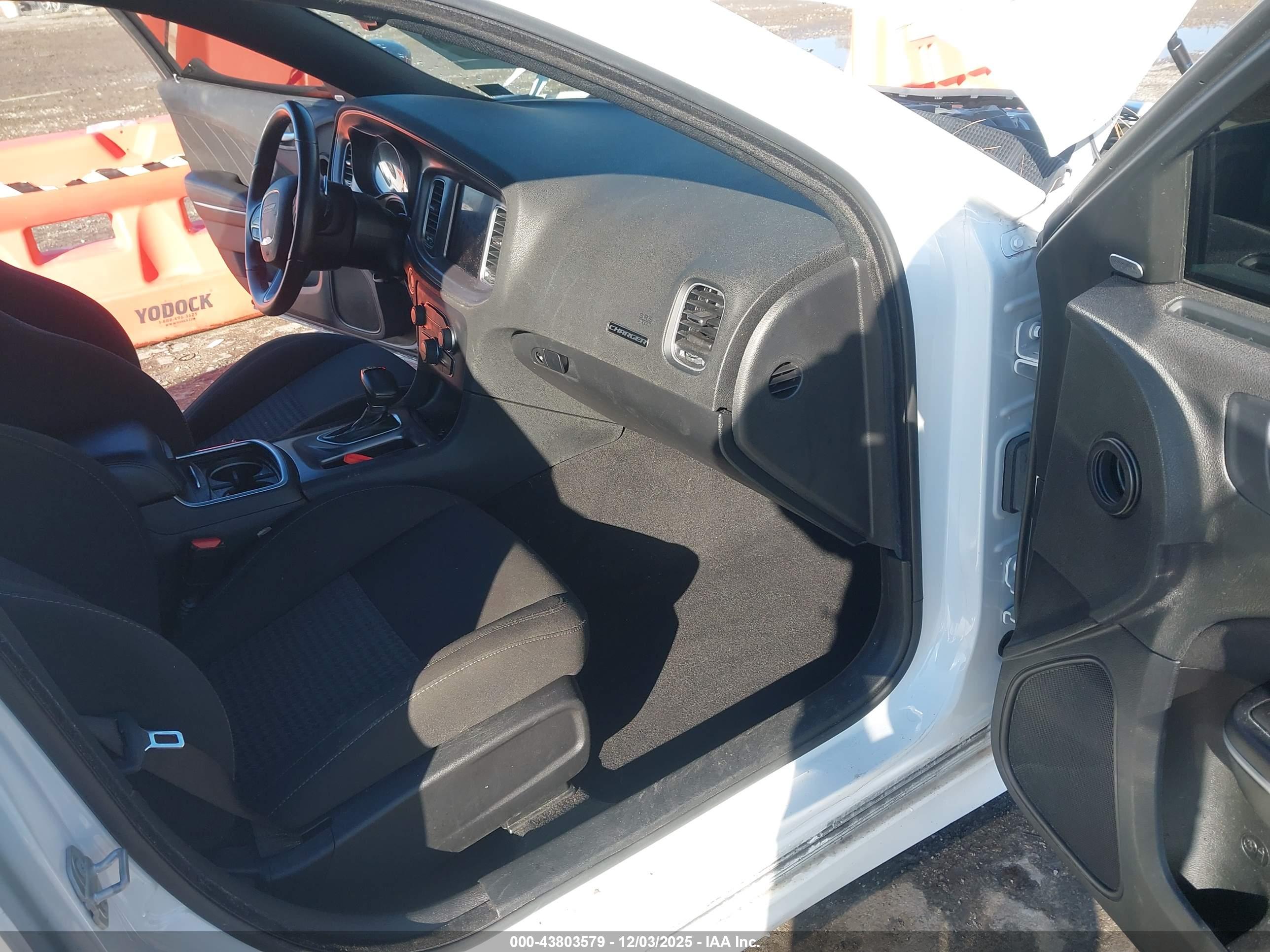 DODGE CHARGER image 5