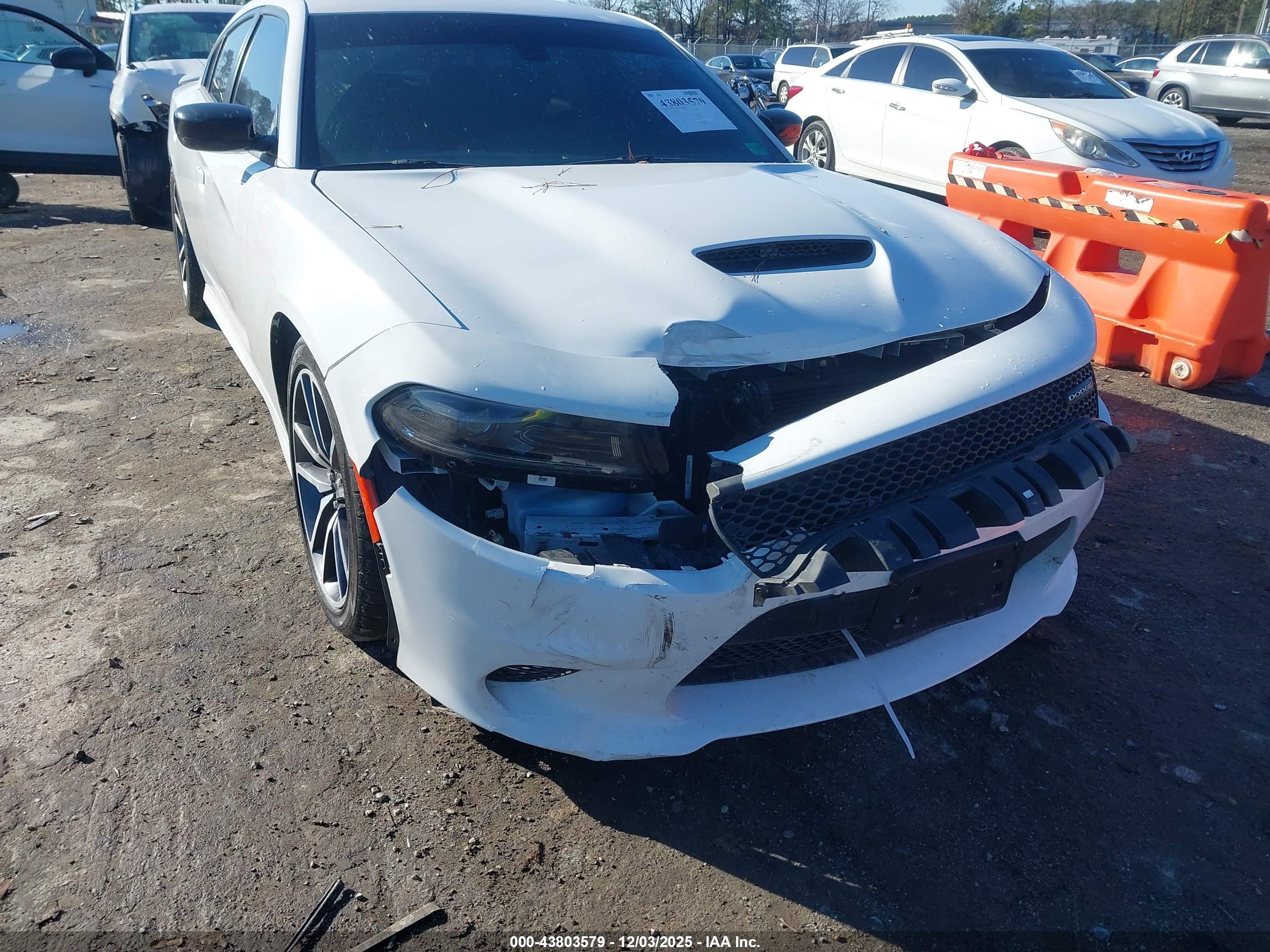 DODGE CHARGER image 6