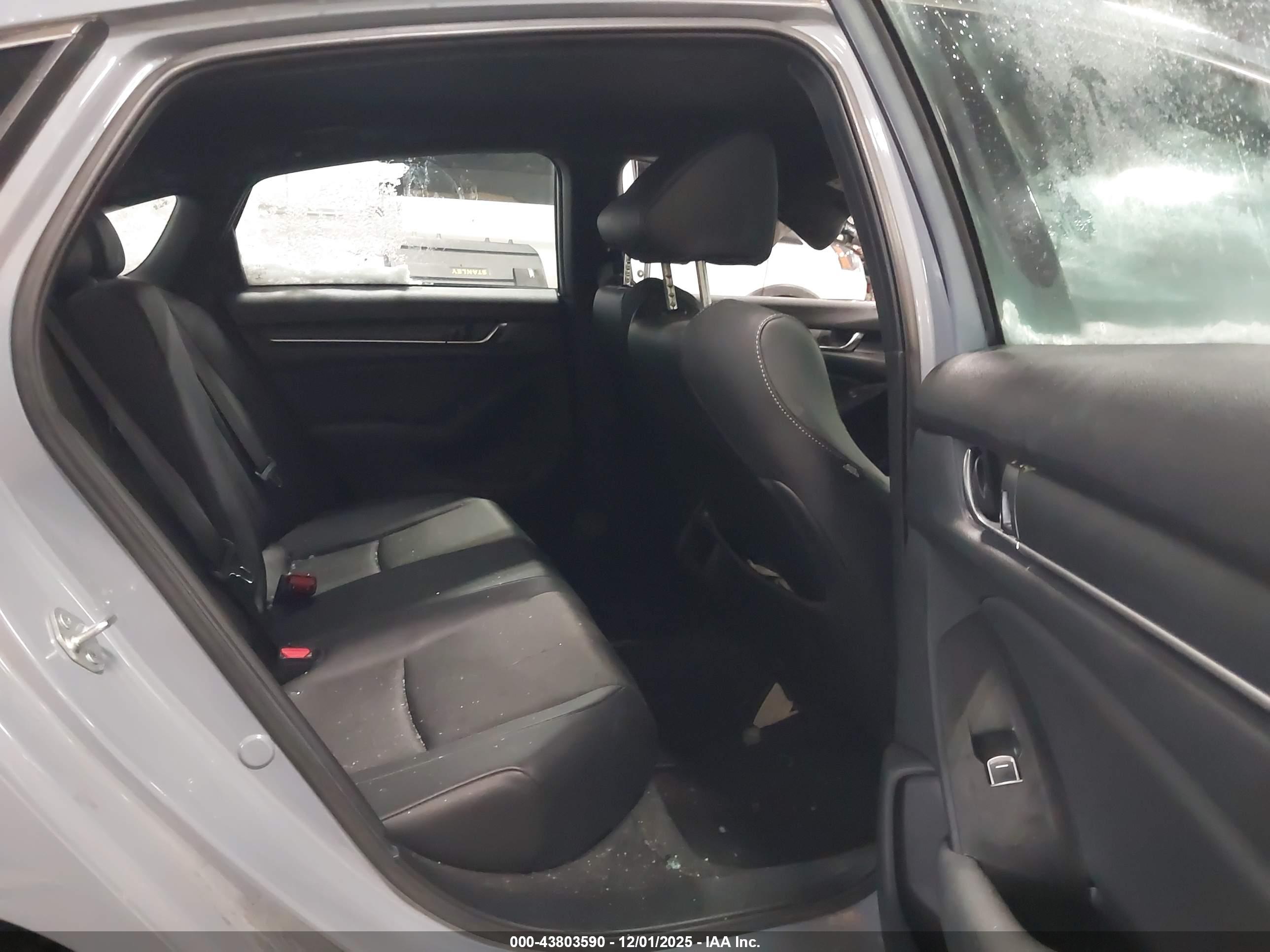 HONDA ACCORD image 8