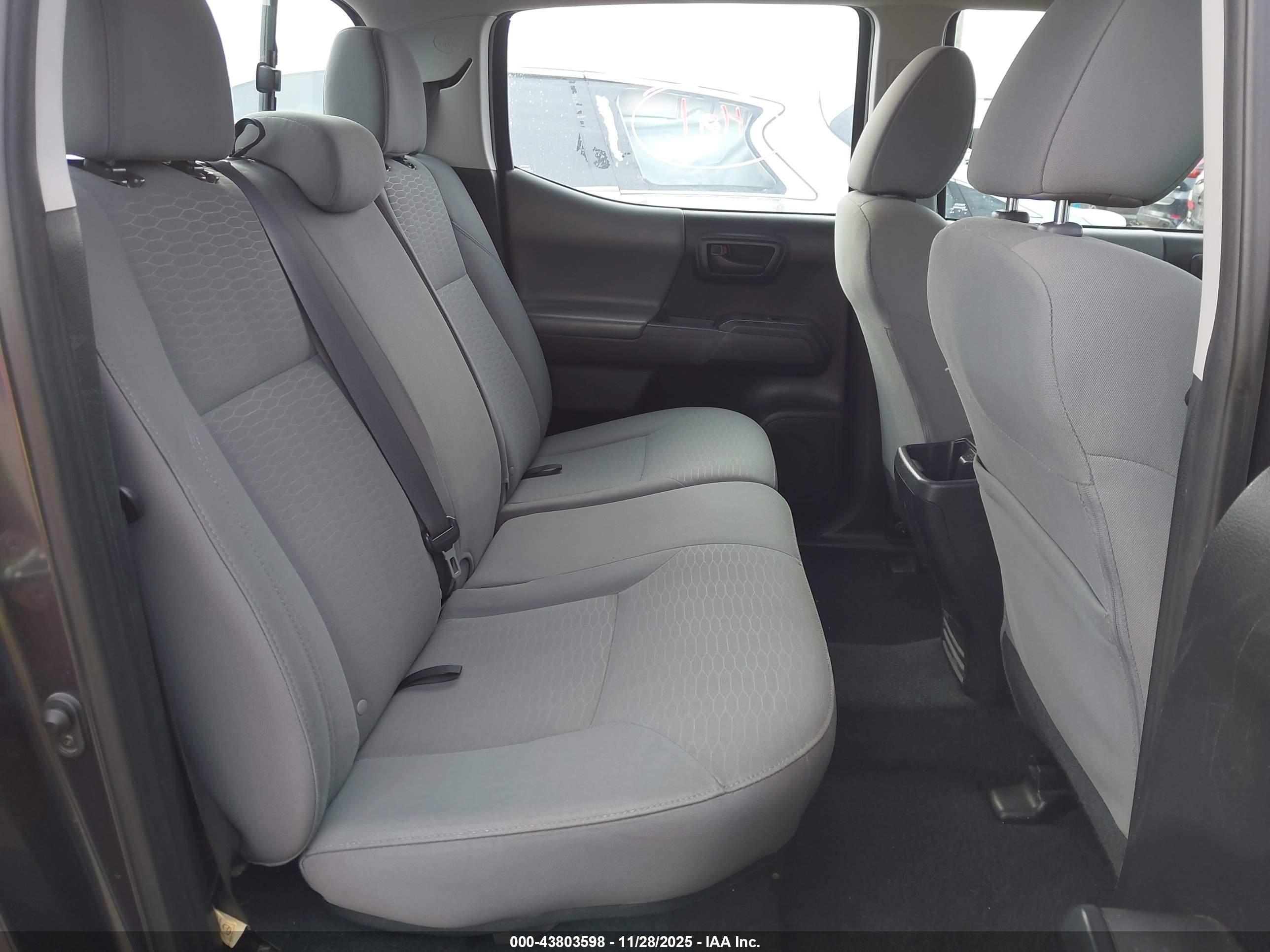 TOYOTA TACOMA image 8