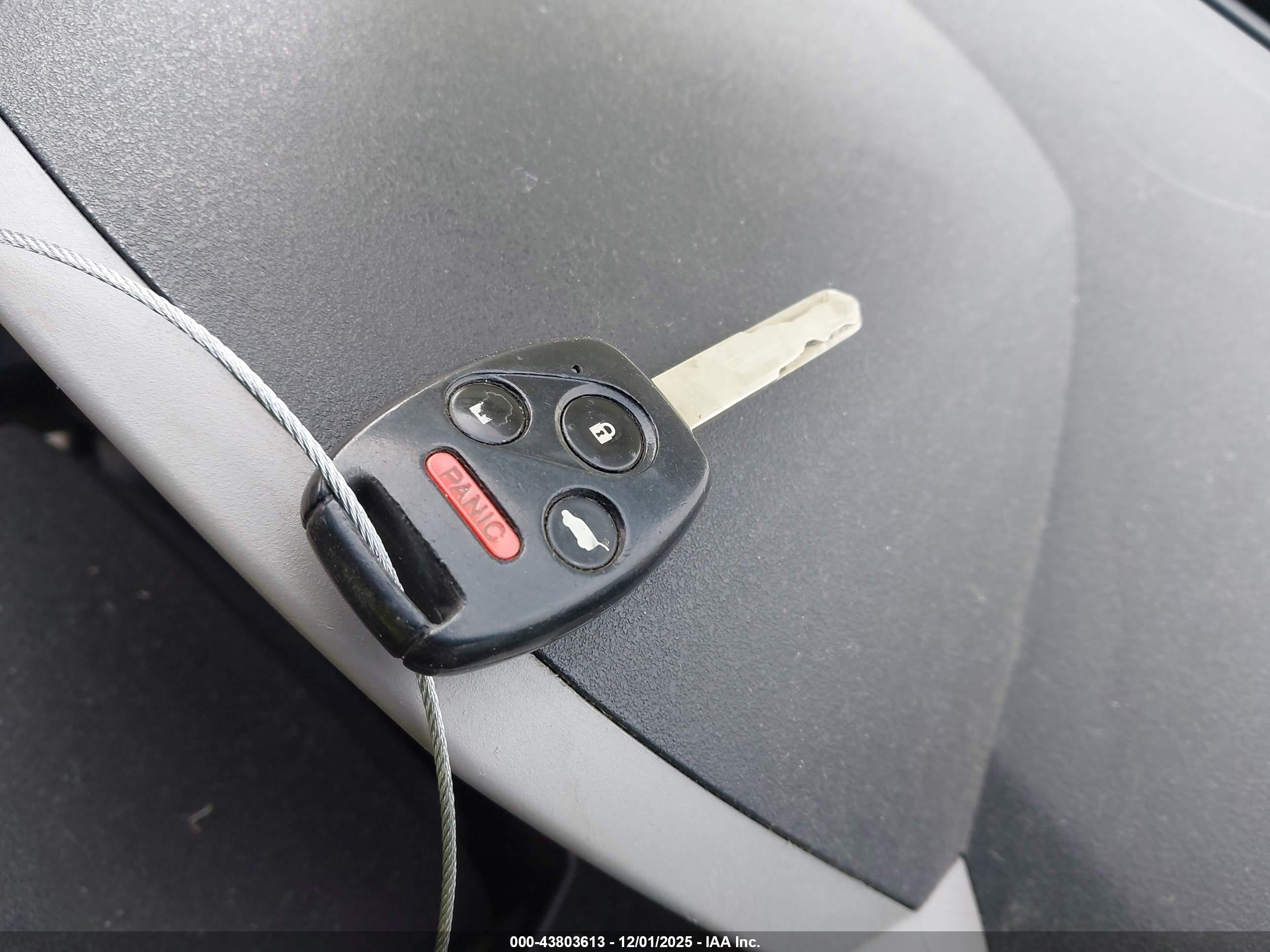 HONDA PILOT image 11