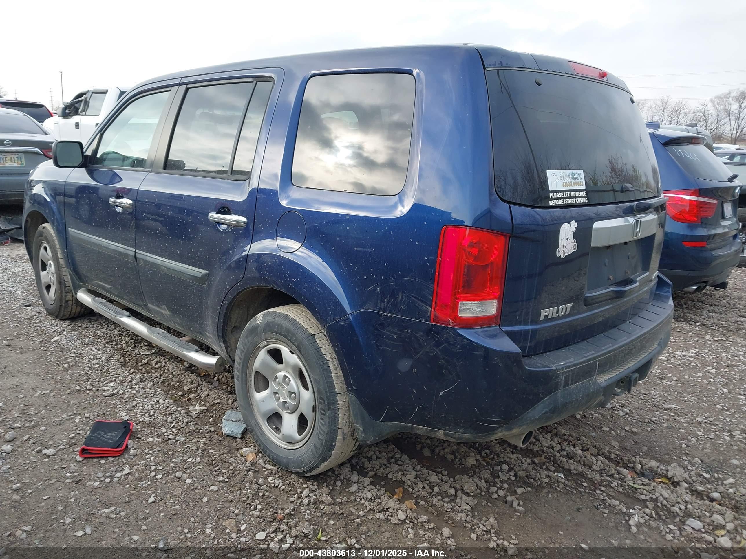 HONDA PILOT image 3