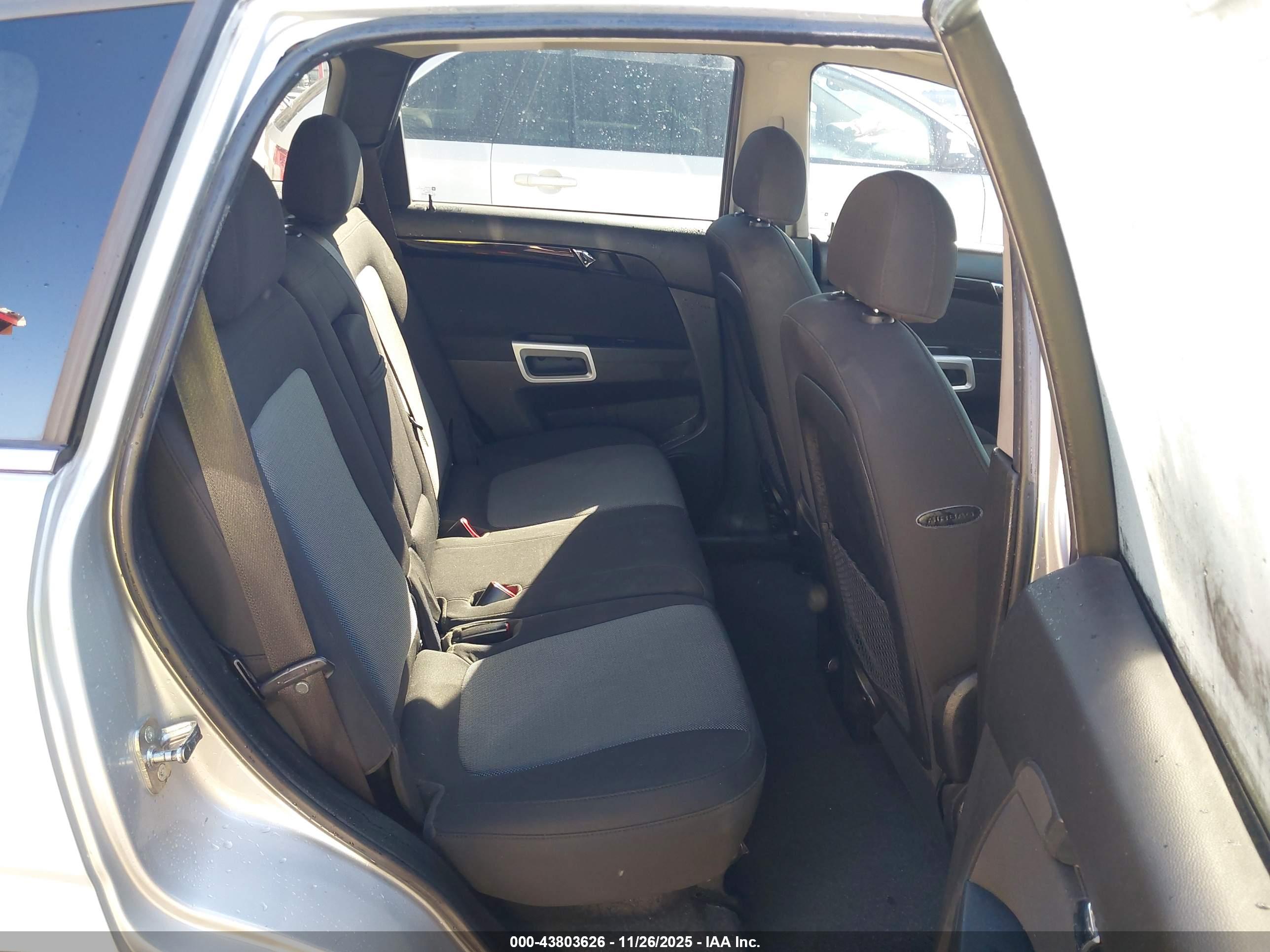 CHEVROLET CAPTIVA image 8