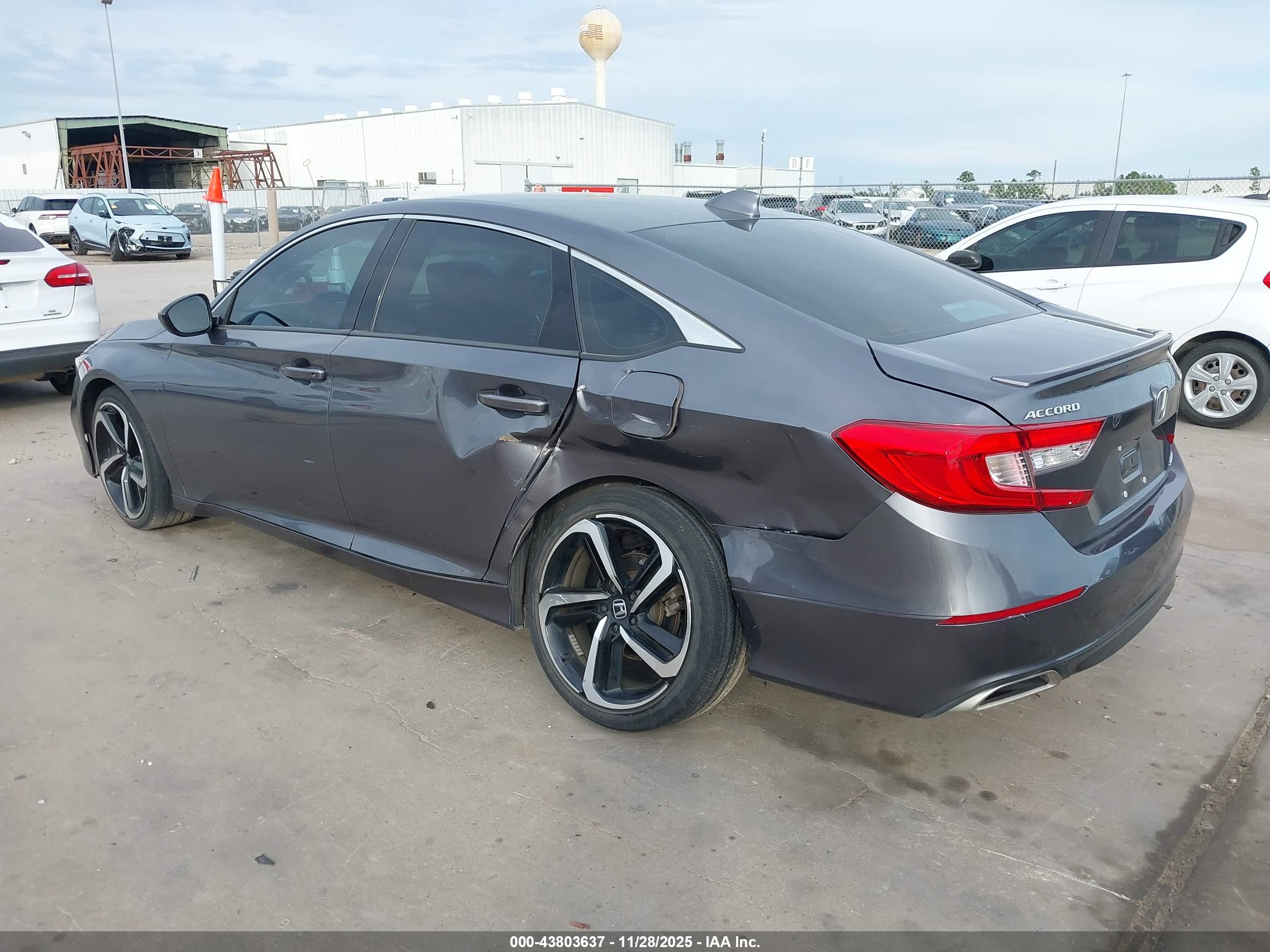 HONDA ACCORD image 3