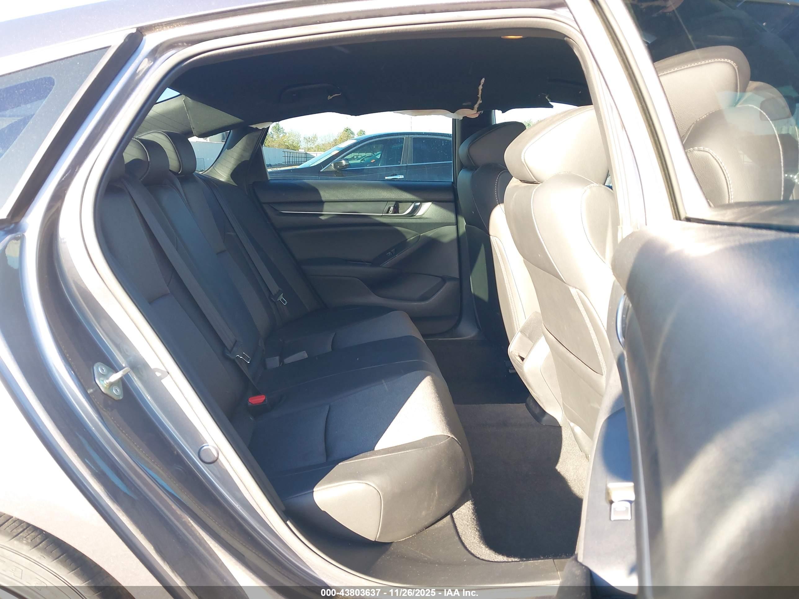 HONDA ACCORD image 8