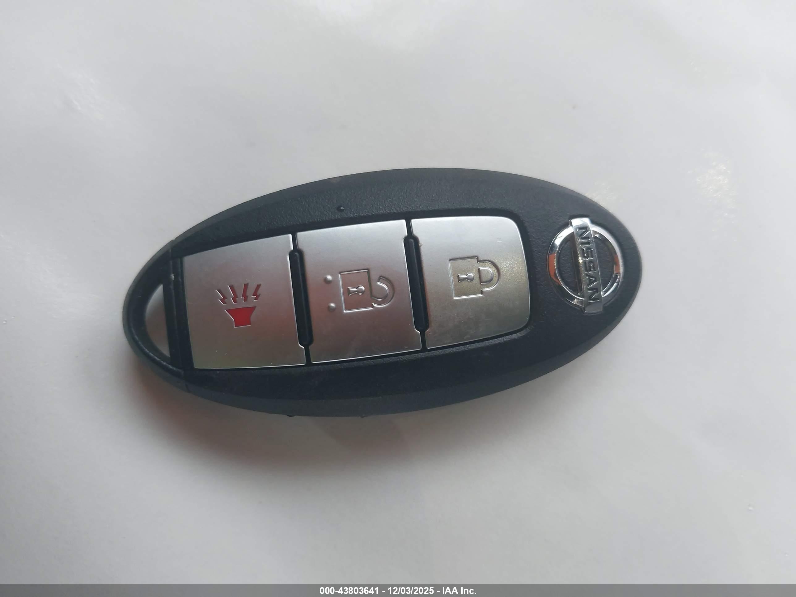 NISSAN ROGUE image 11