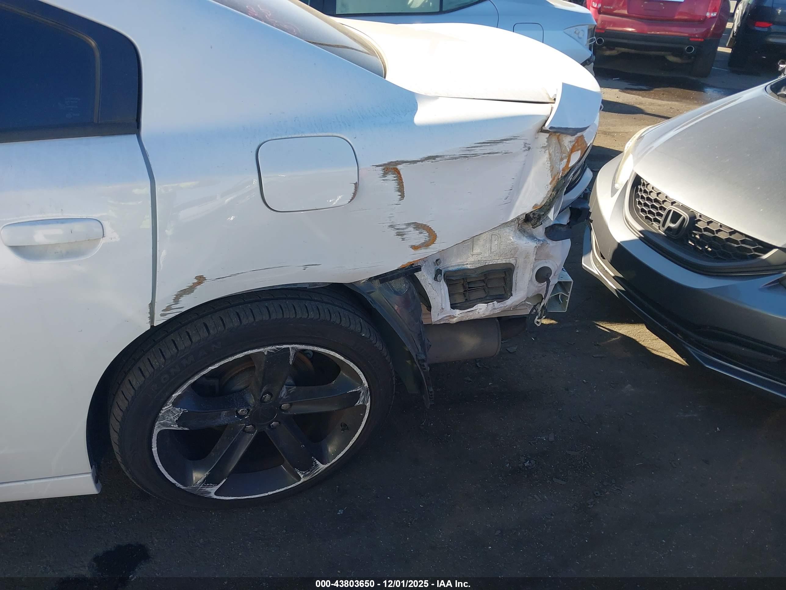 DODGE CHARGER image 6