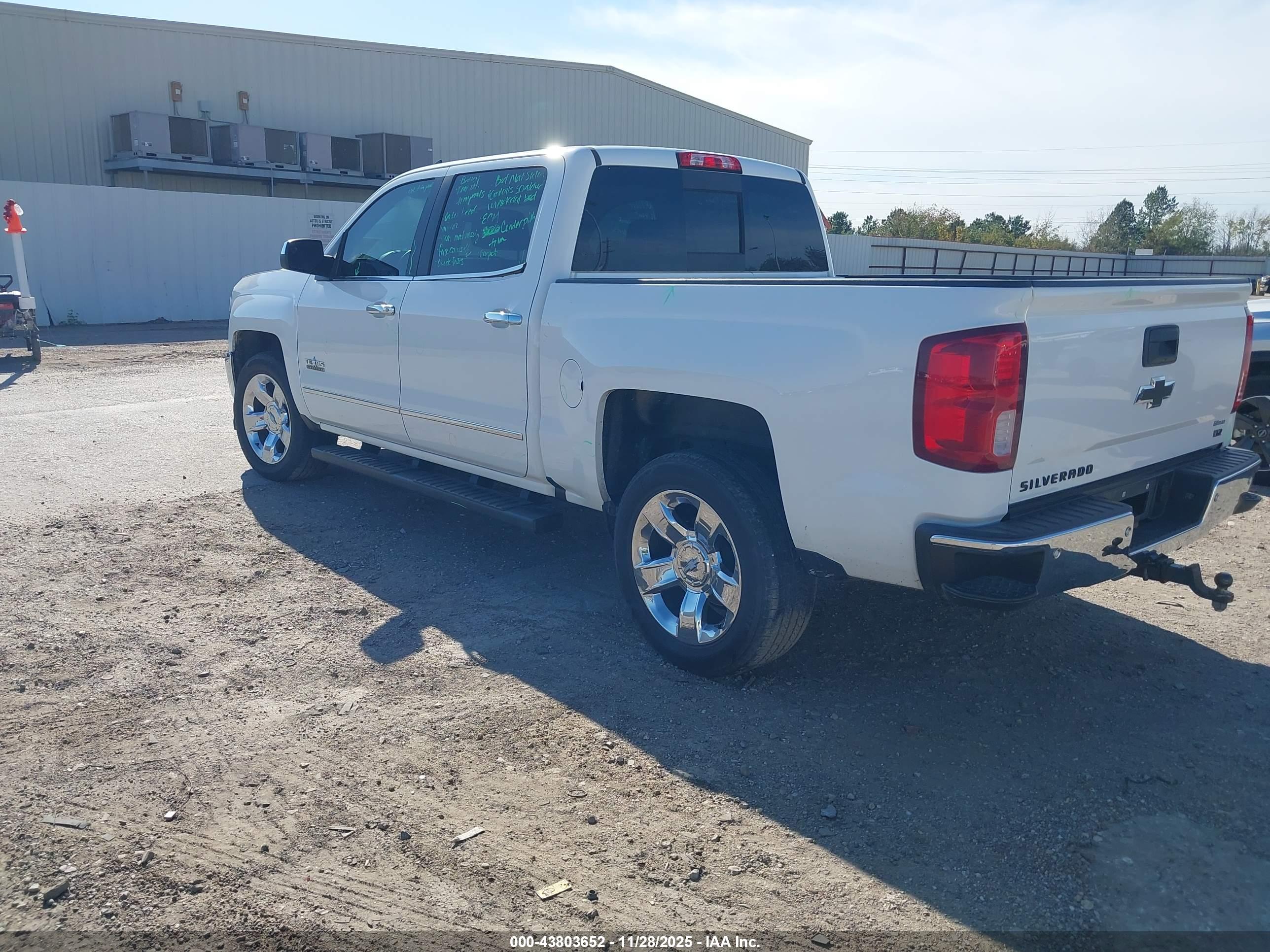 CHEVROLET SILVERADO image 3