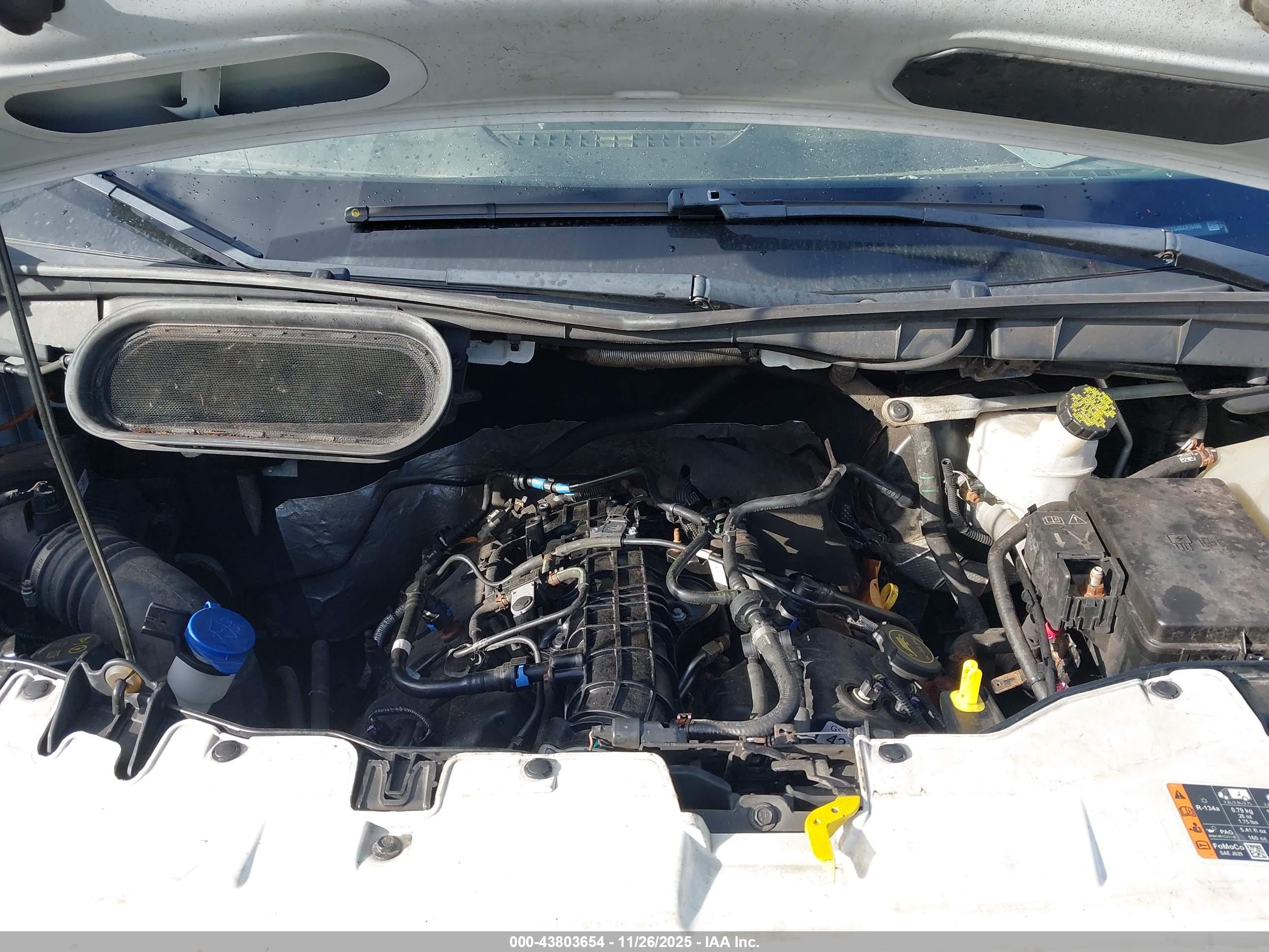 FORD TRANSIT-250 image 10