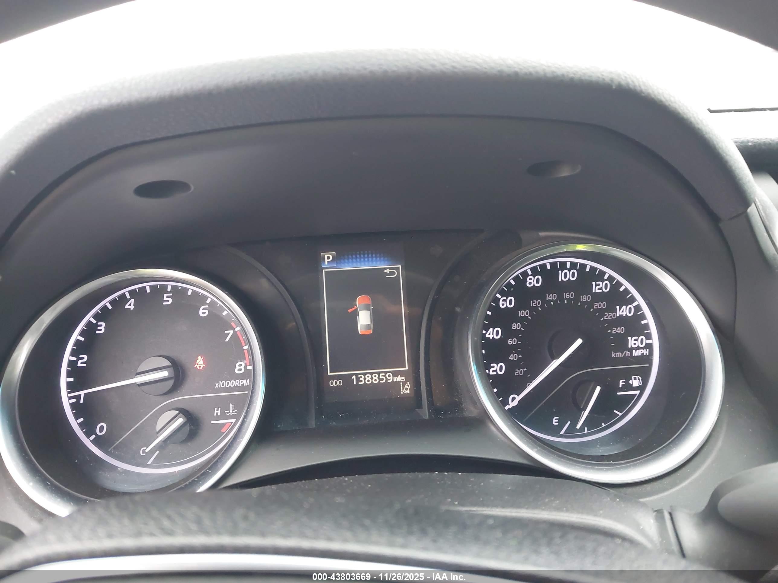 TOYOTA CAMRY image 7