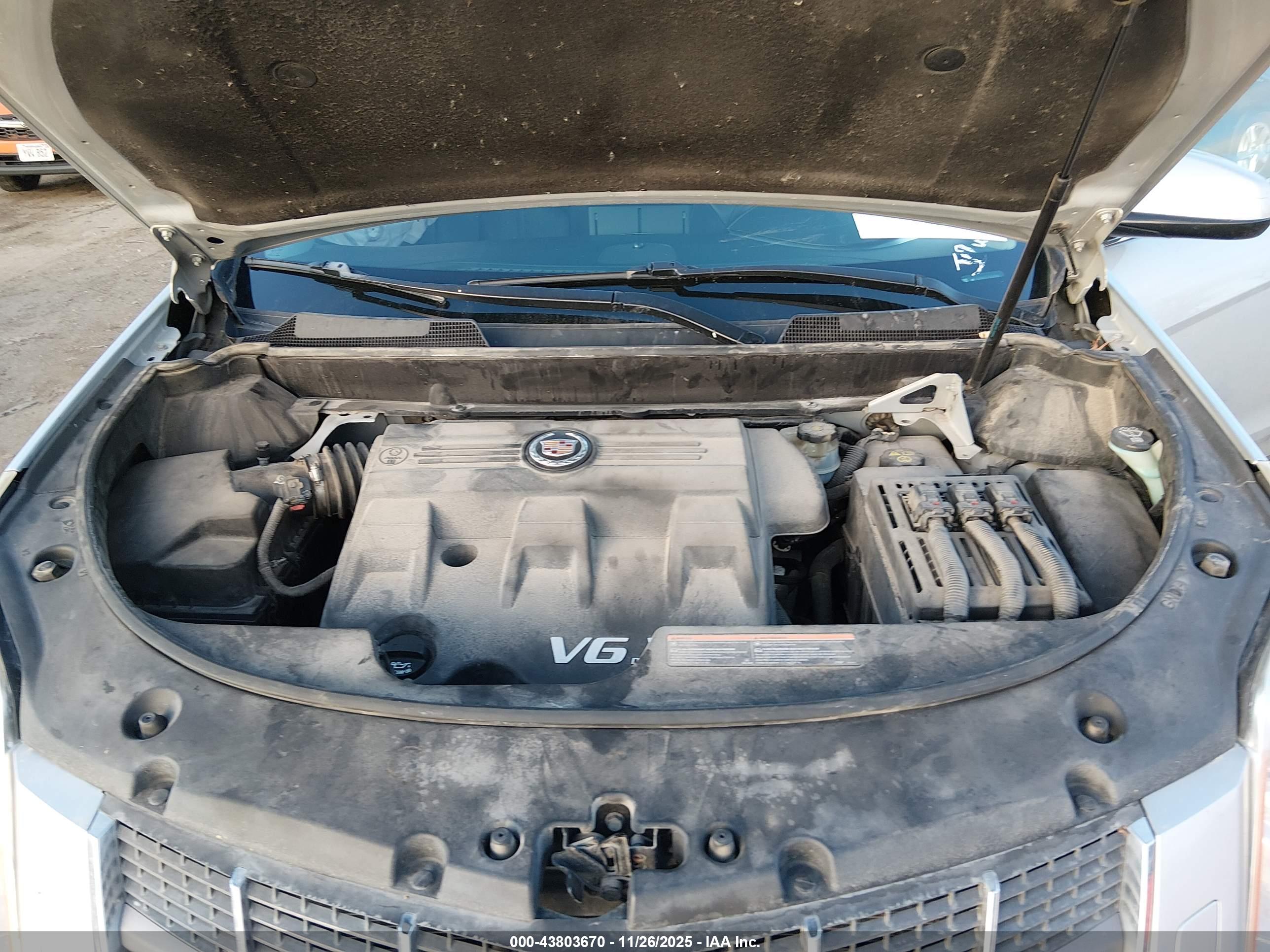 CADILLAC SRX image 10