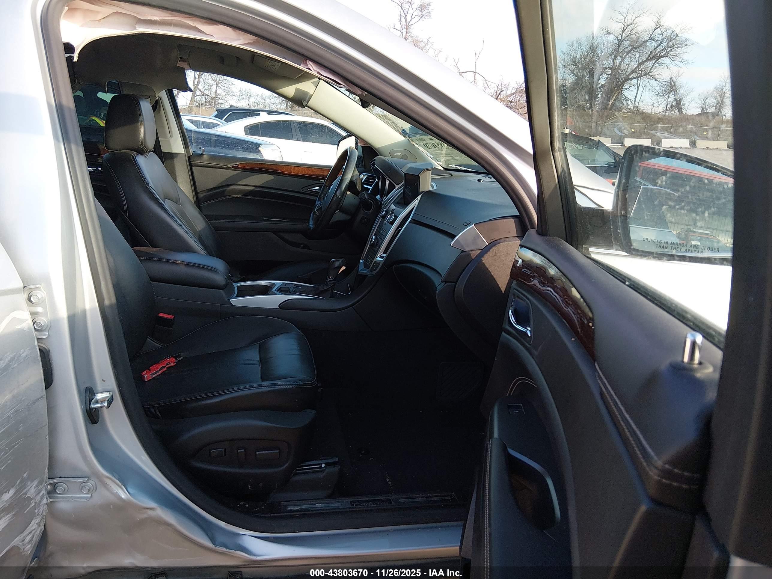 CADILLAC SRX image 5