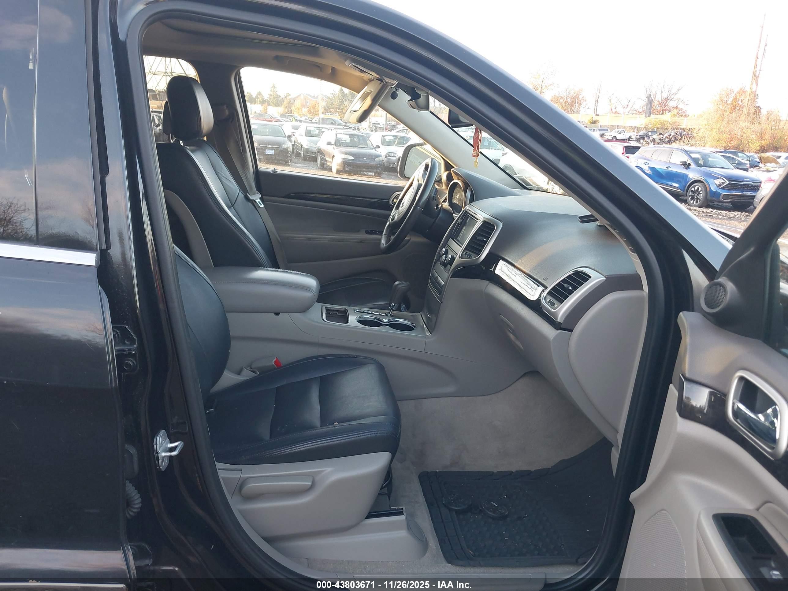 JEEP GRAND image 5