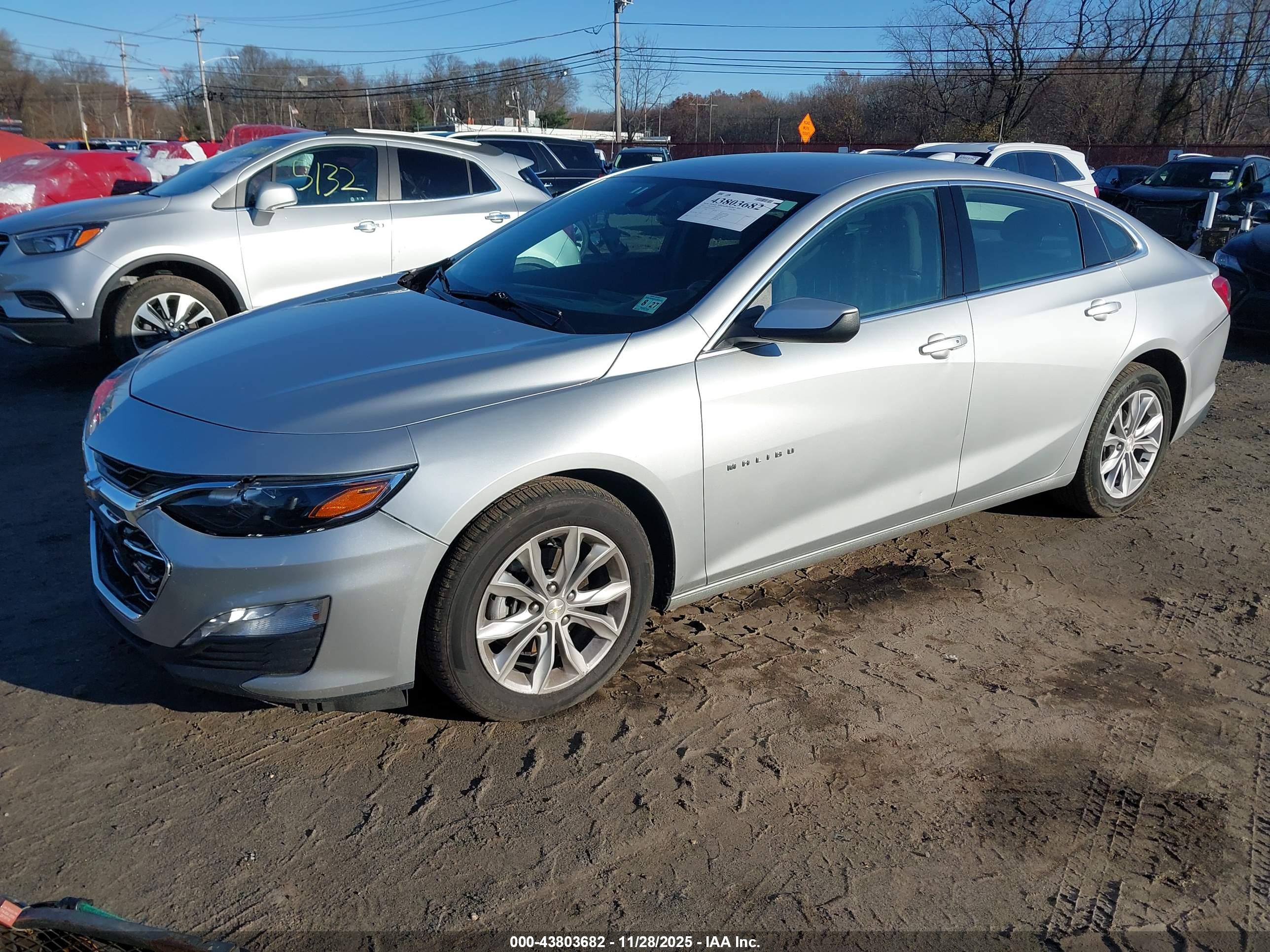 CHEVROLET MALIBU image 2