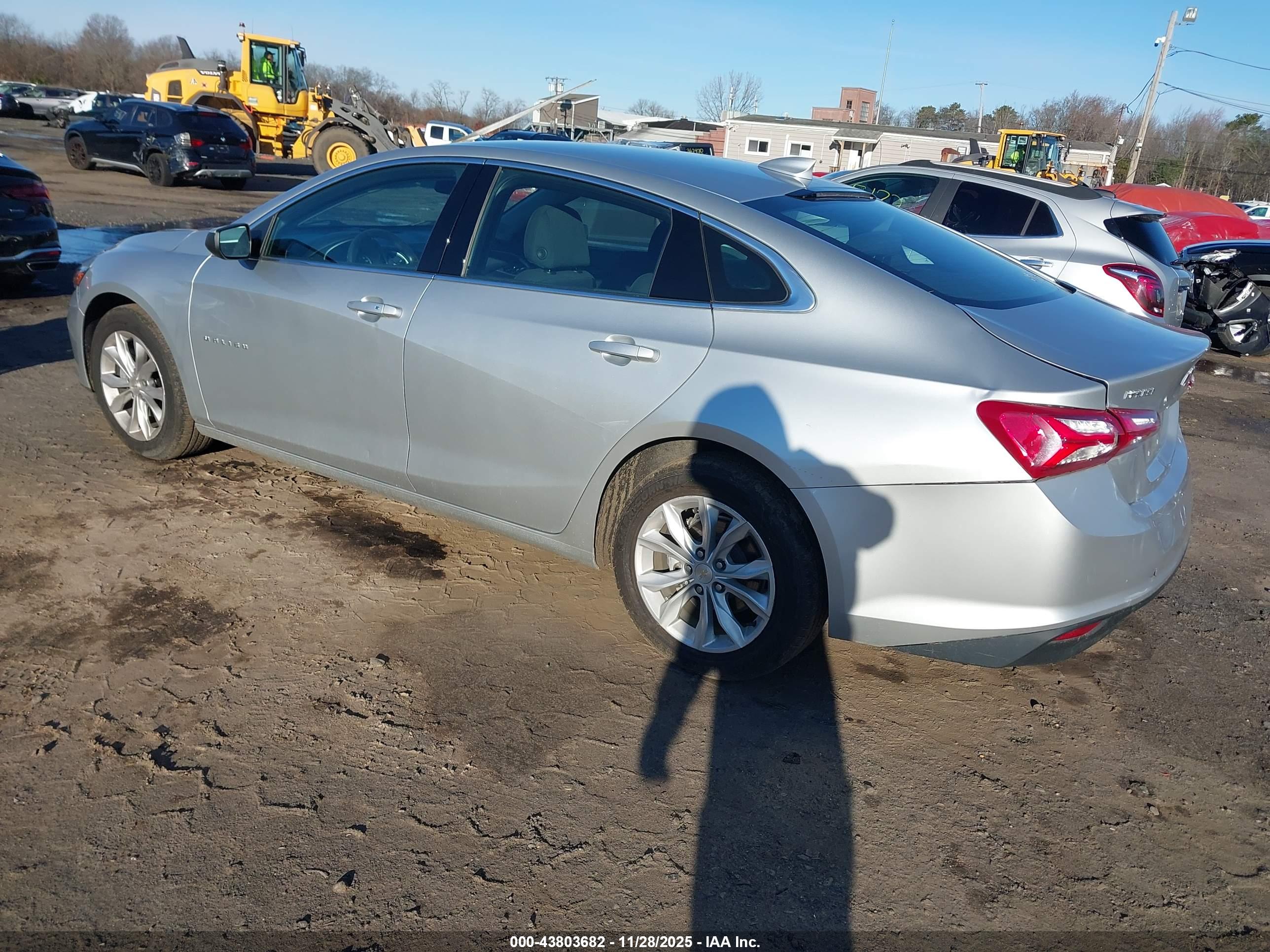 CHEVROLET MALIBU image 3