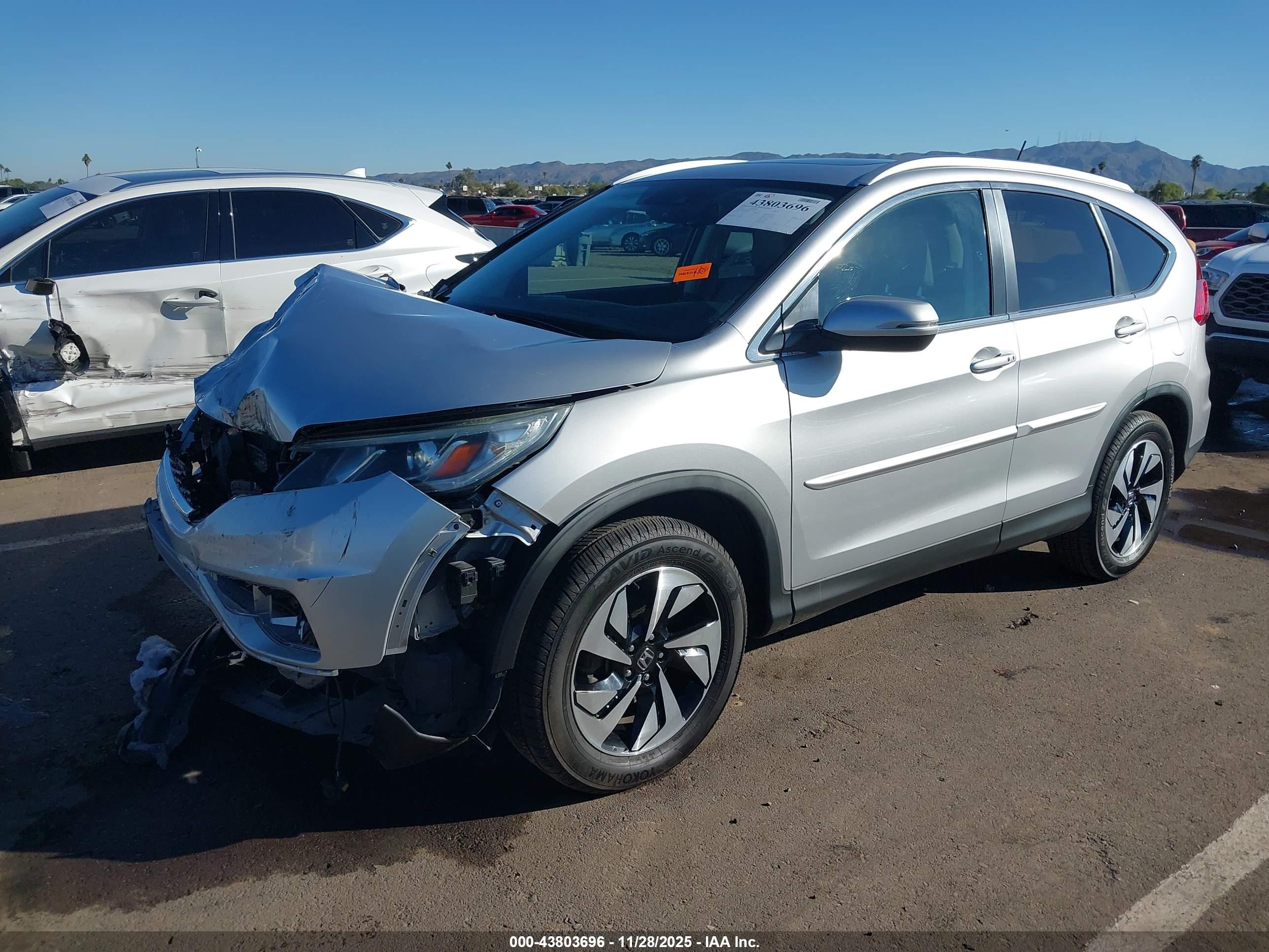 HONDA CR-V image 2