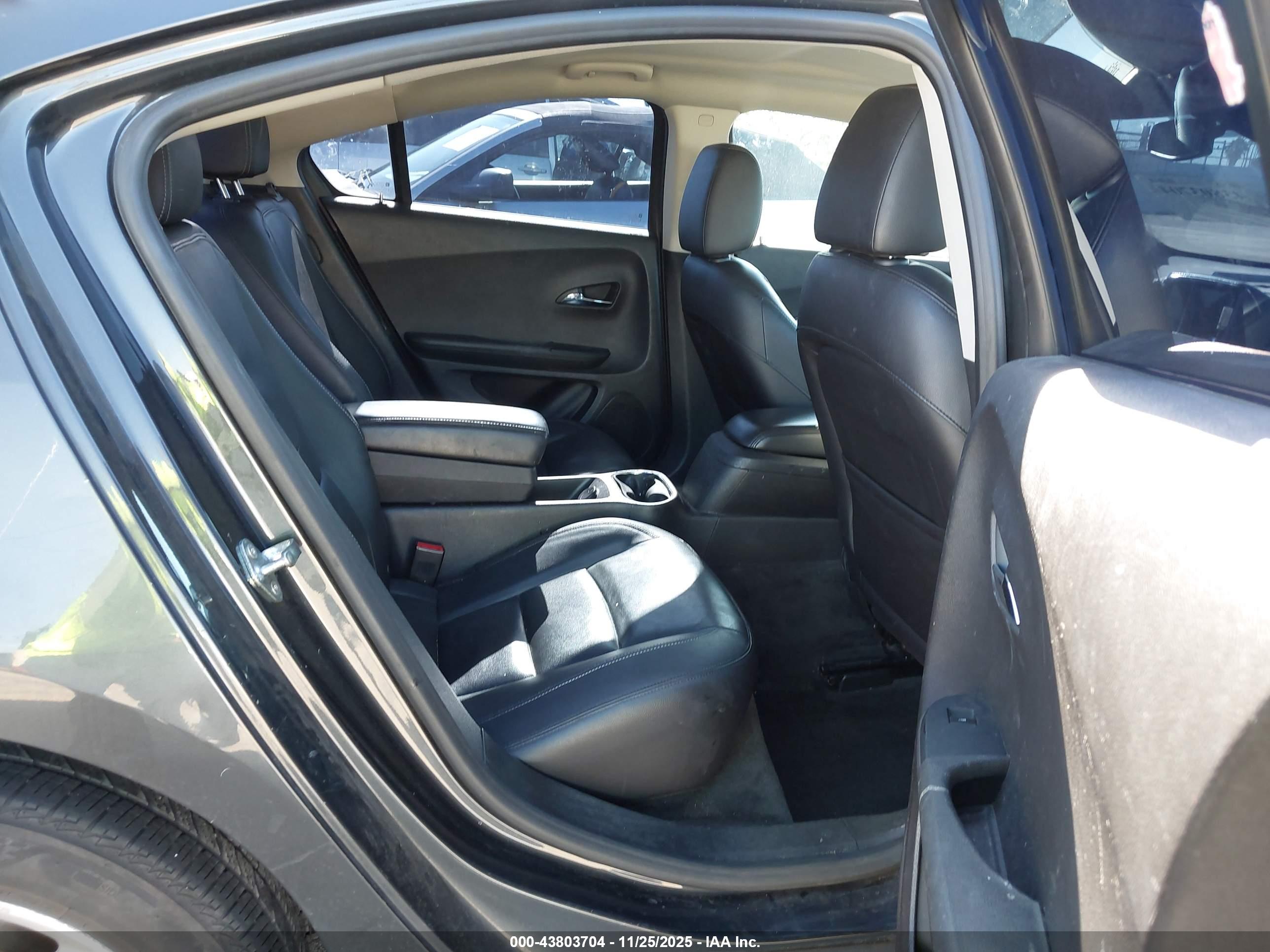 CHEVROLET VOLT image 8