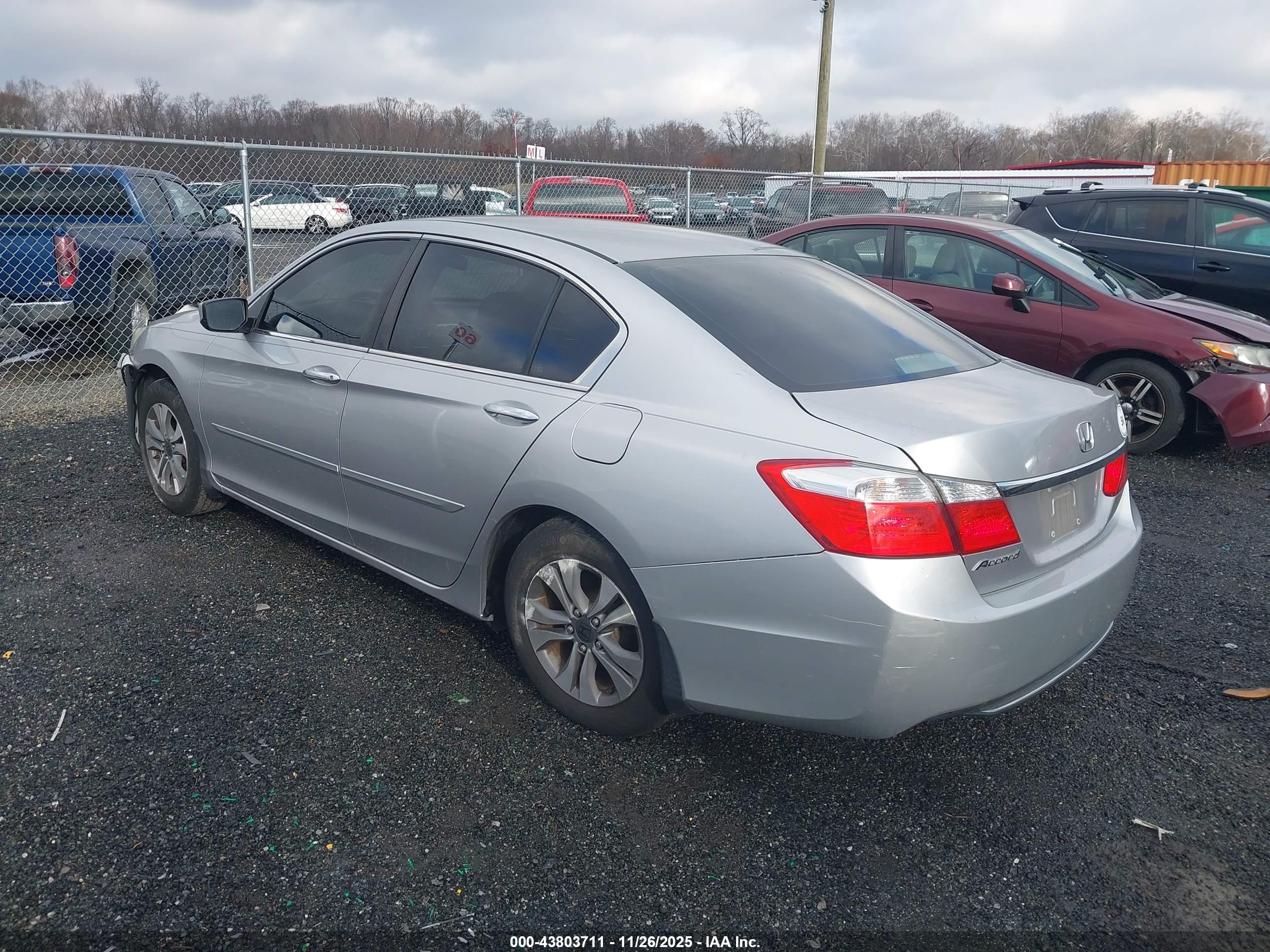 HONDA ACCORD image 3
