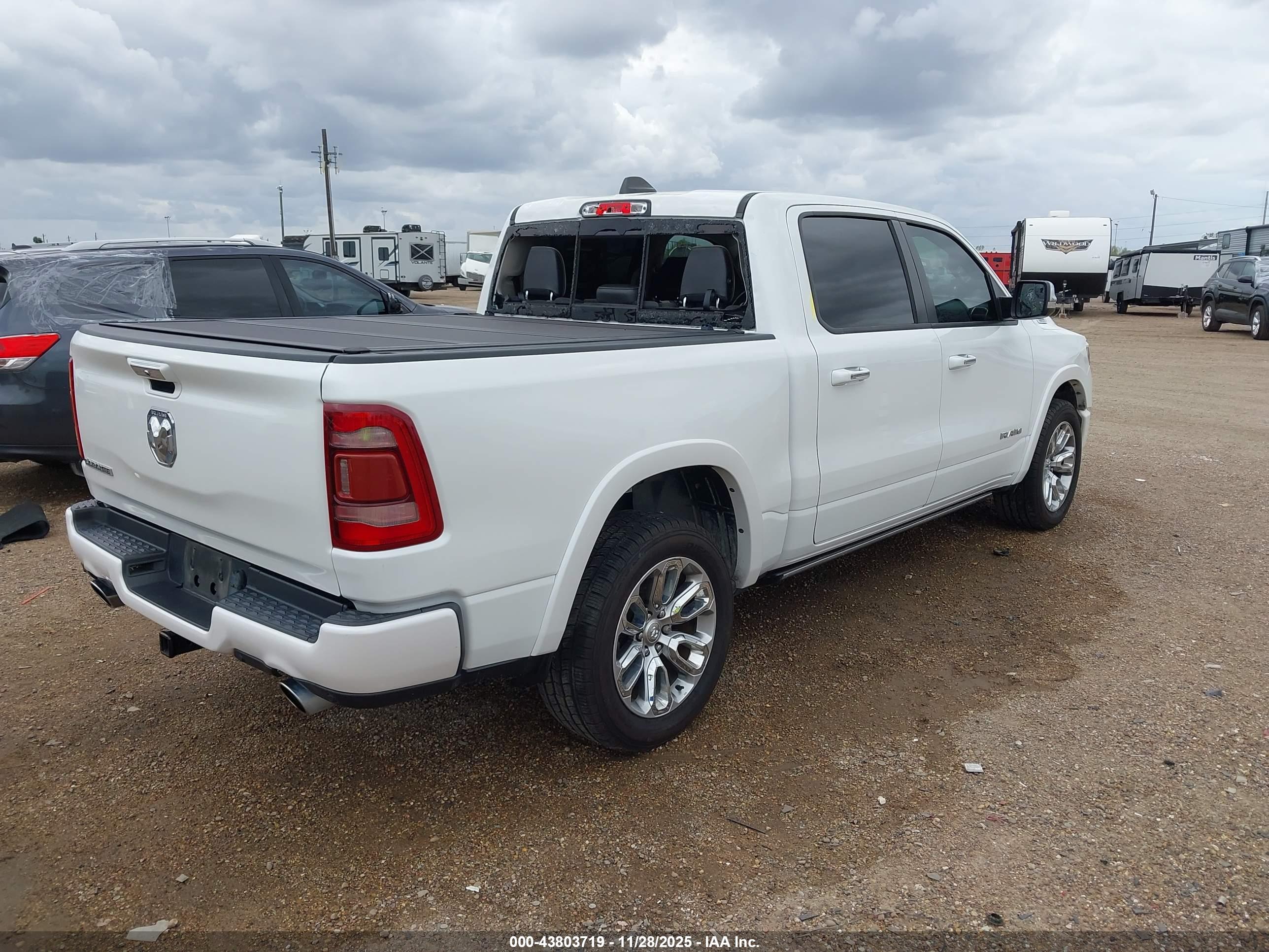 RAM 1500 image 4