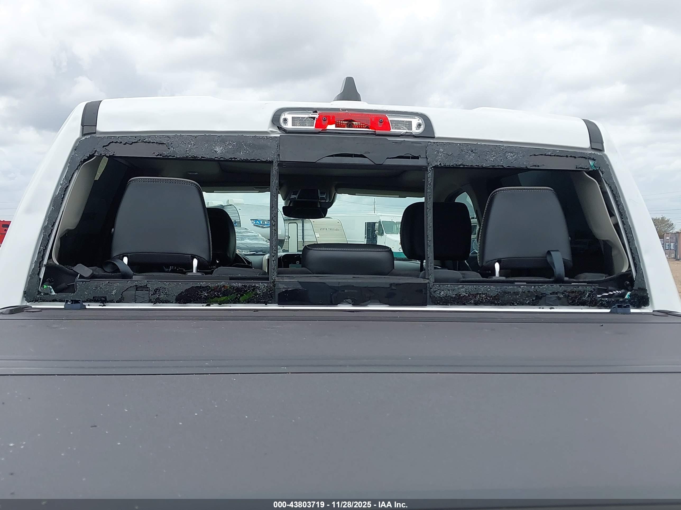 RAM 1500 image 6