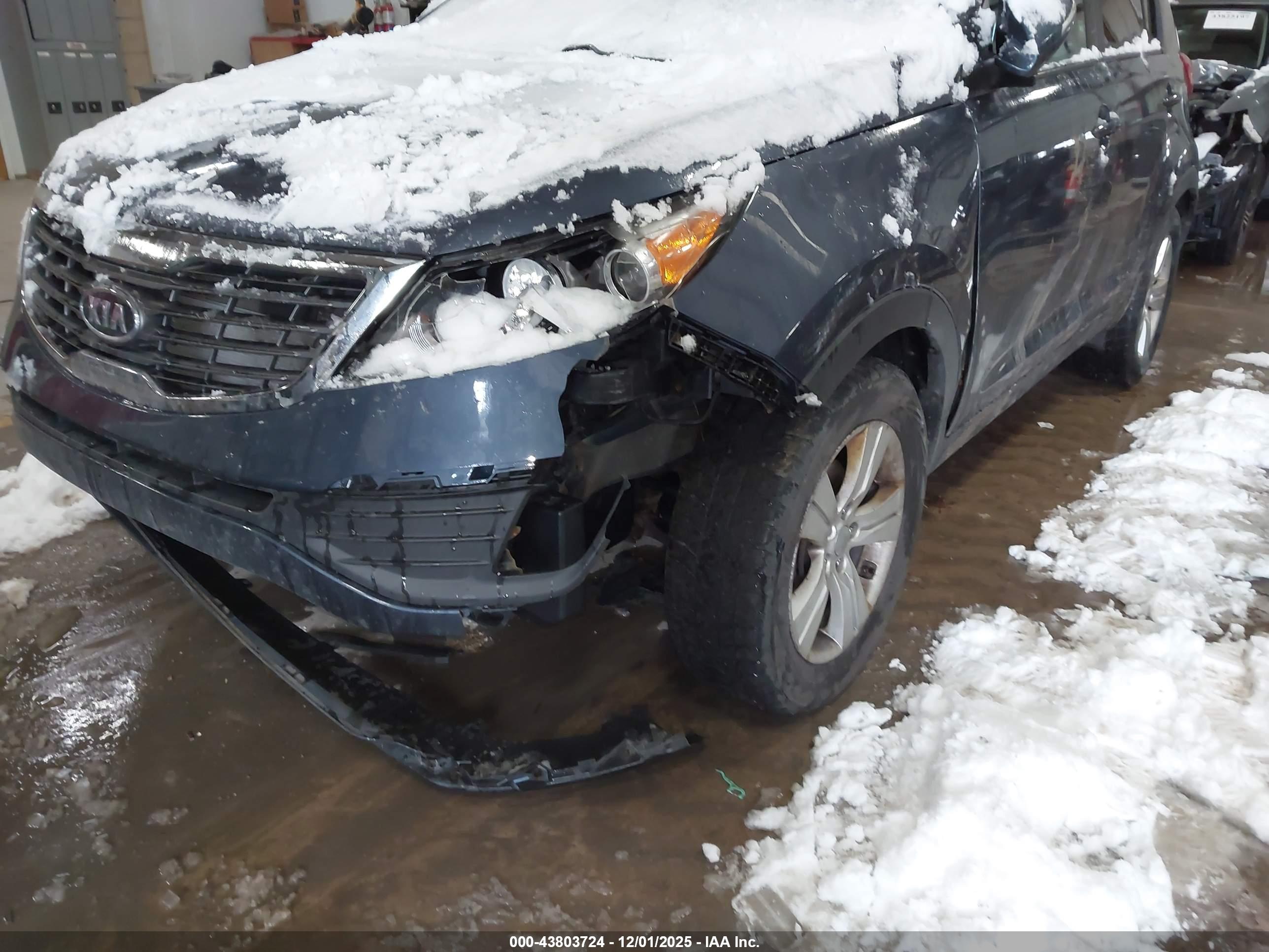 KIA SPORTAGE image 6