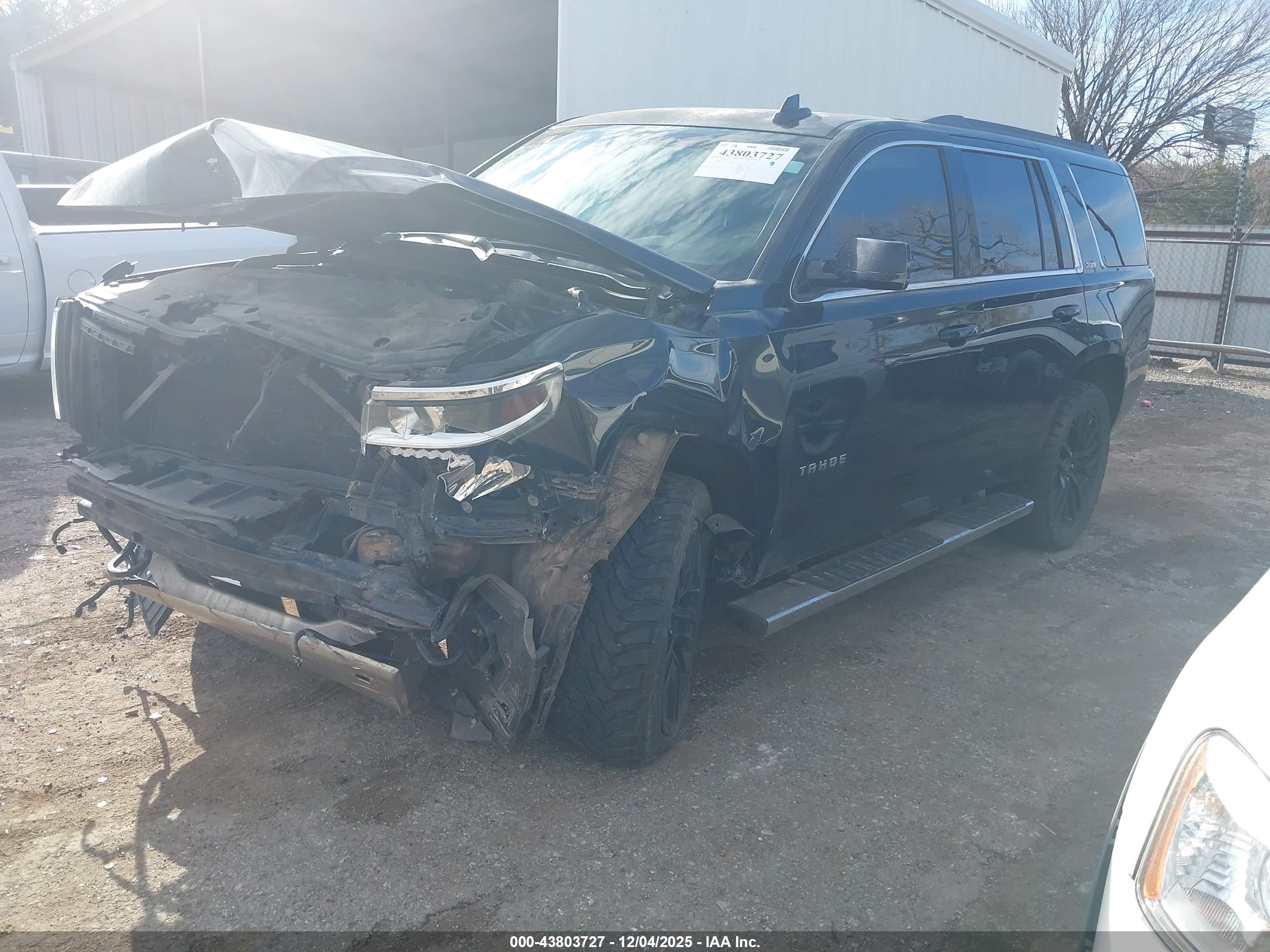 CHEVROLET TAHOE image 2