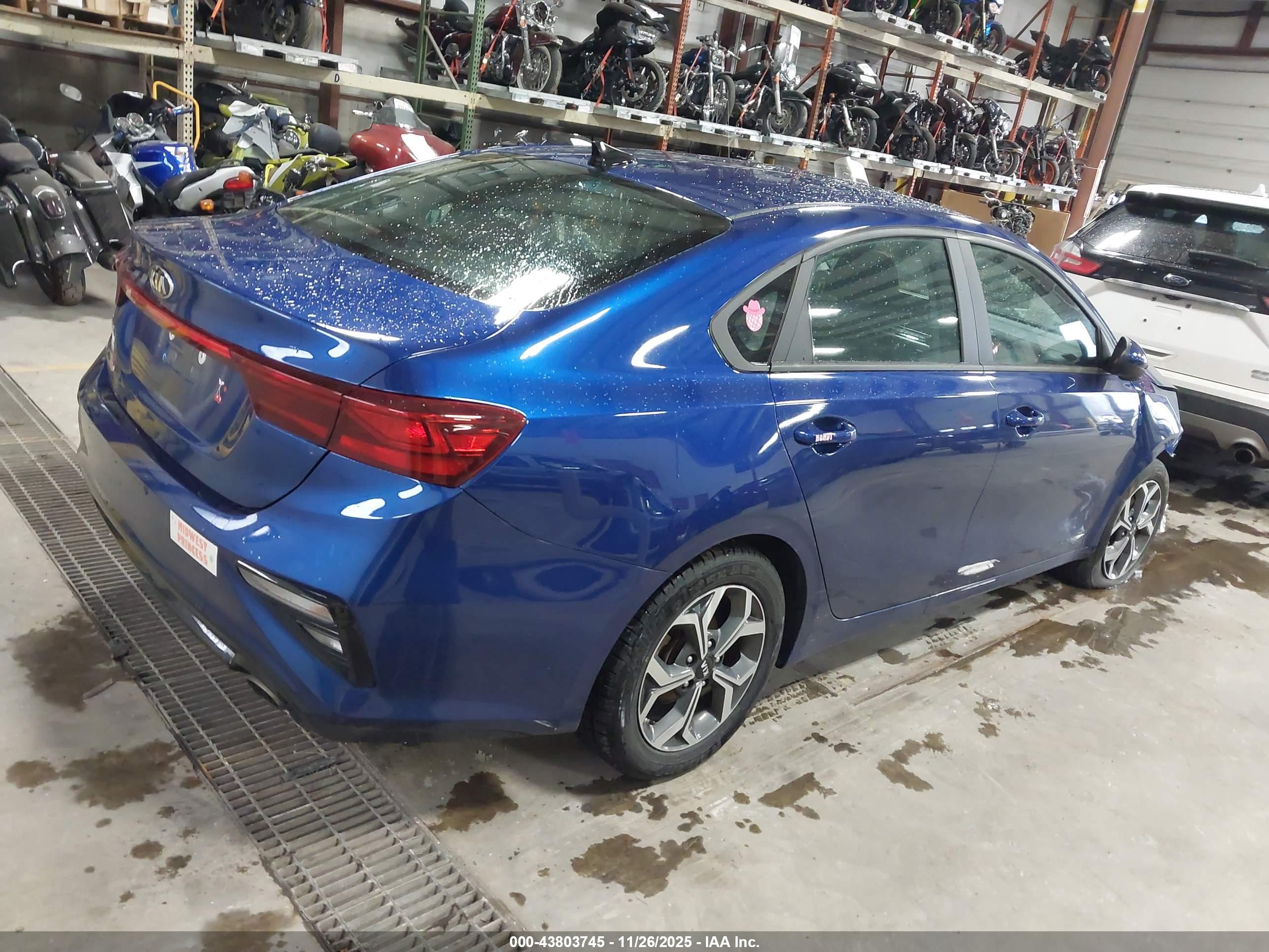 KIA FORTE image 4