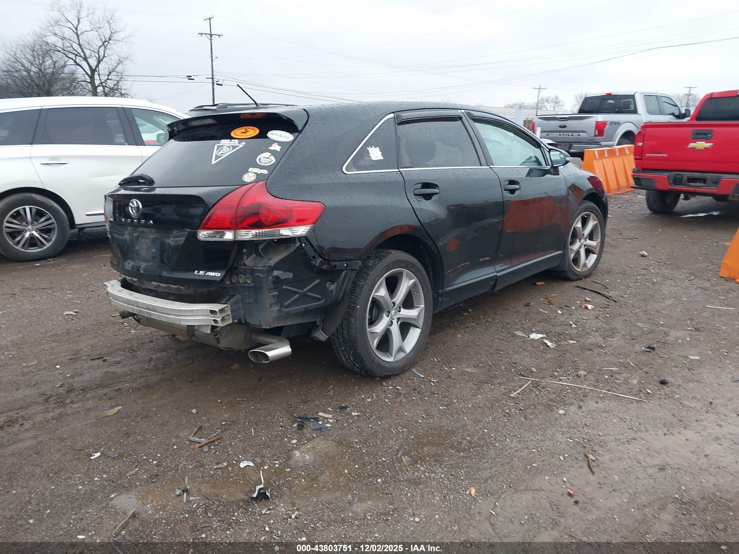 TOYOTA VENZA image 4