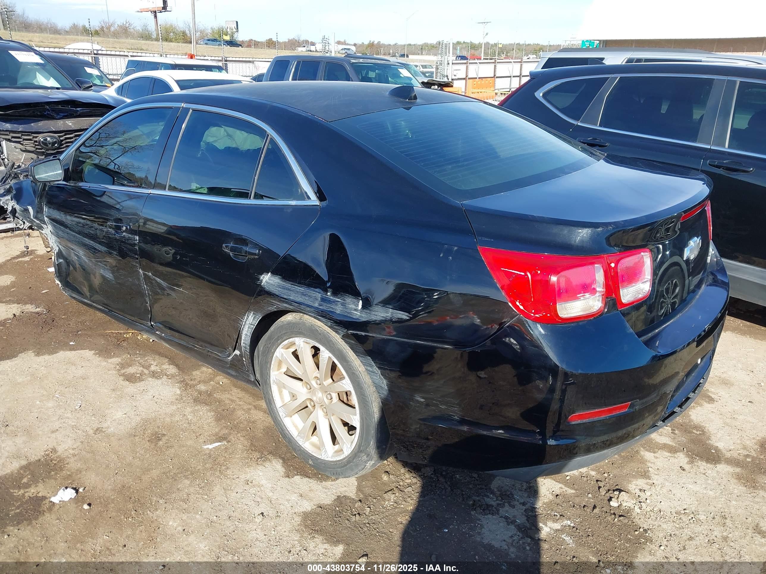 CHEVROLET MALIBU image 3