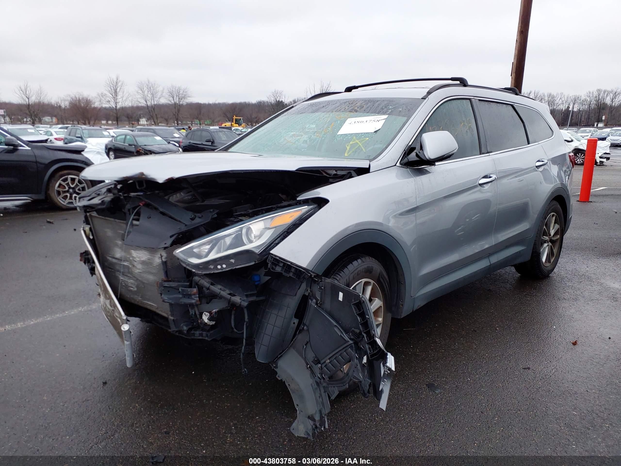 HYUNDAI SANTA image 2