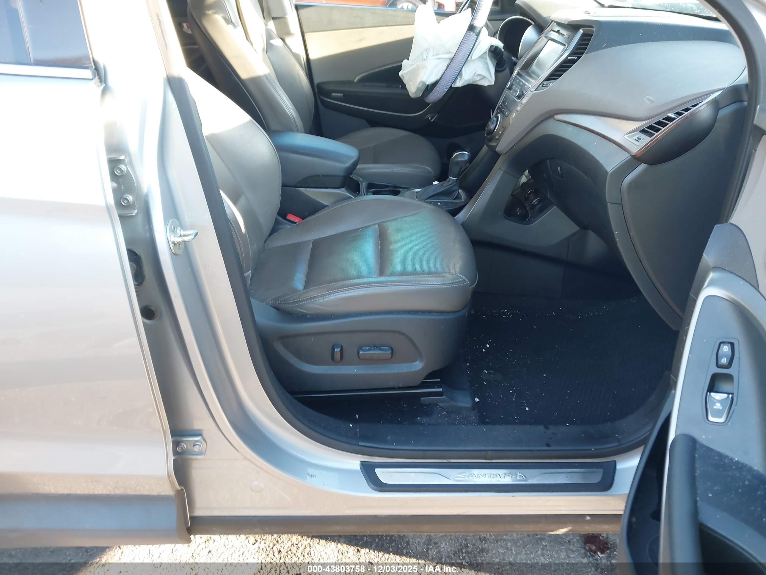 HYUNDAI SANTA image 5