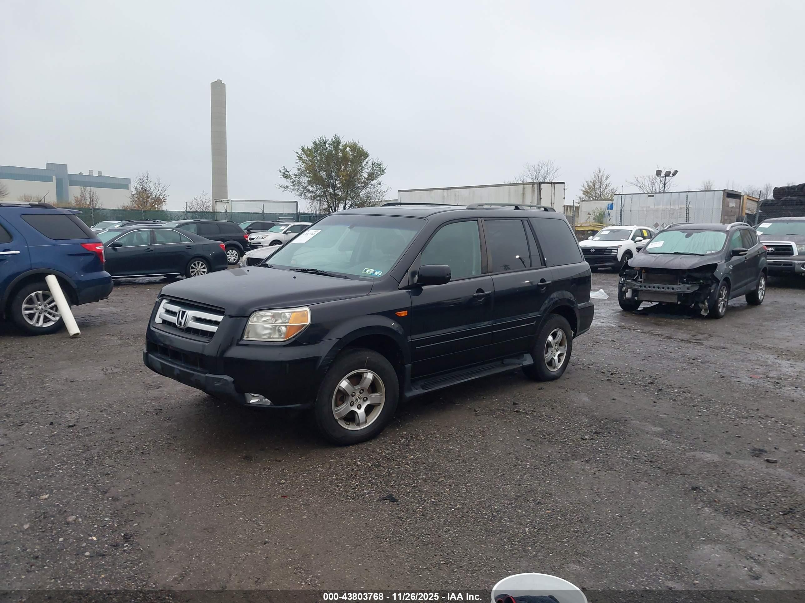 HONDA PILOT image 2