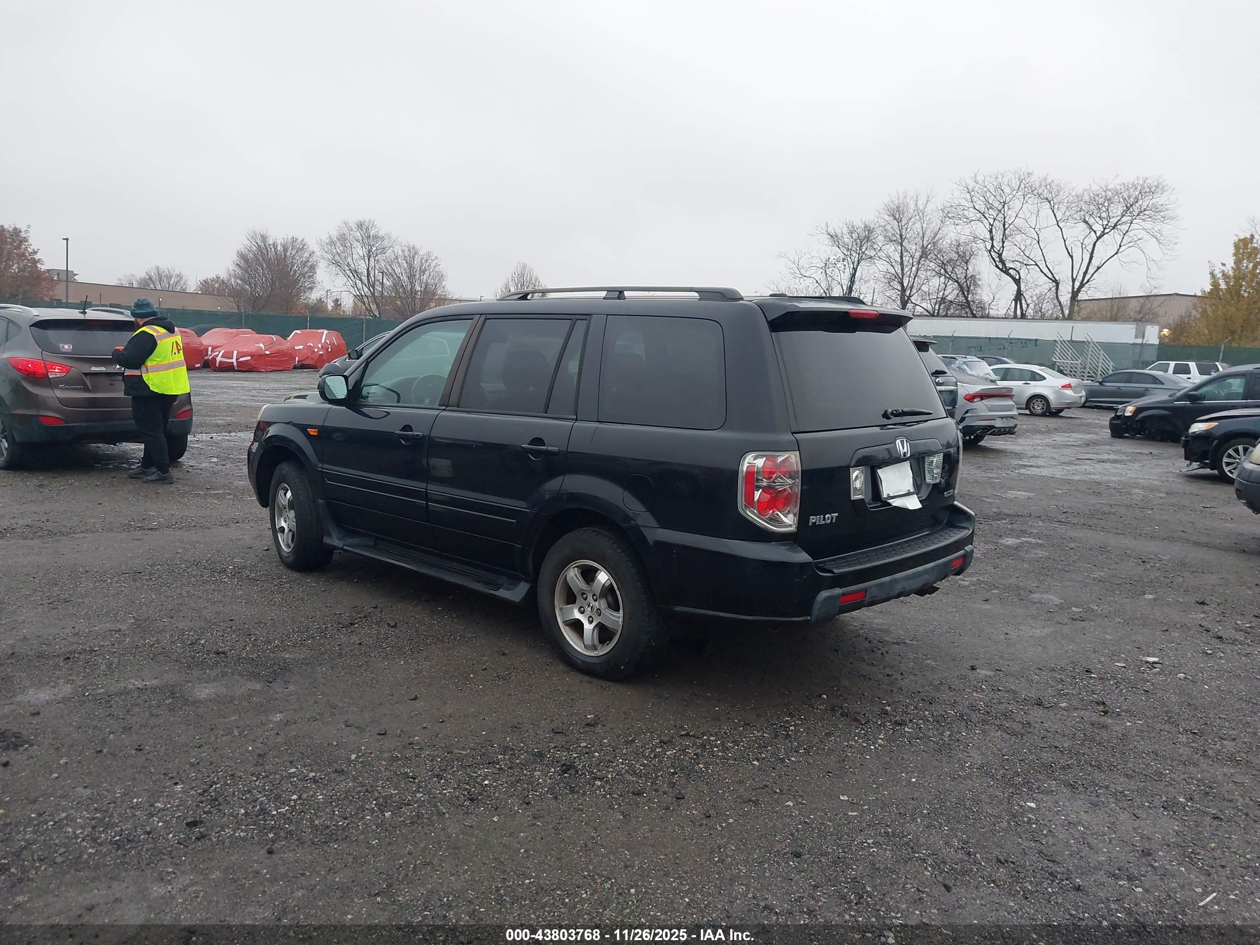 HONDA PILOT image 3
