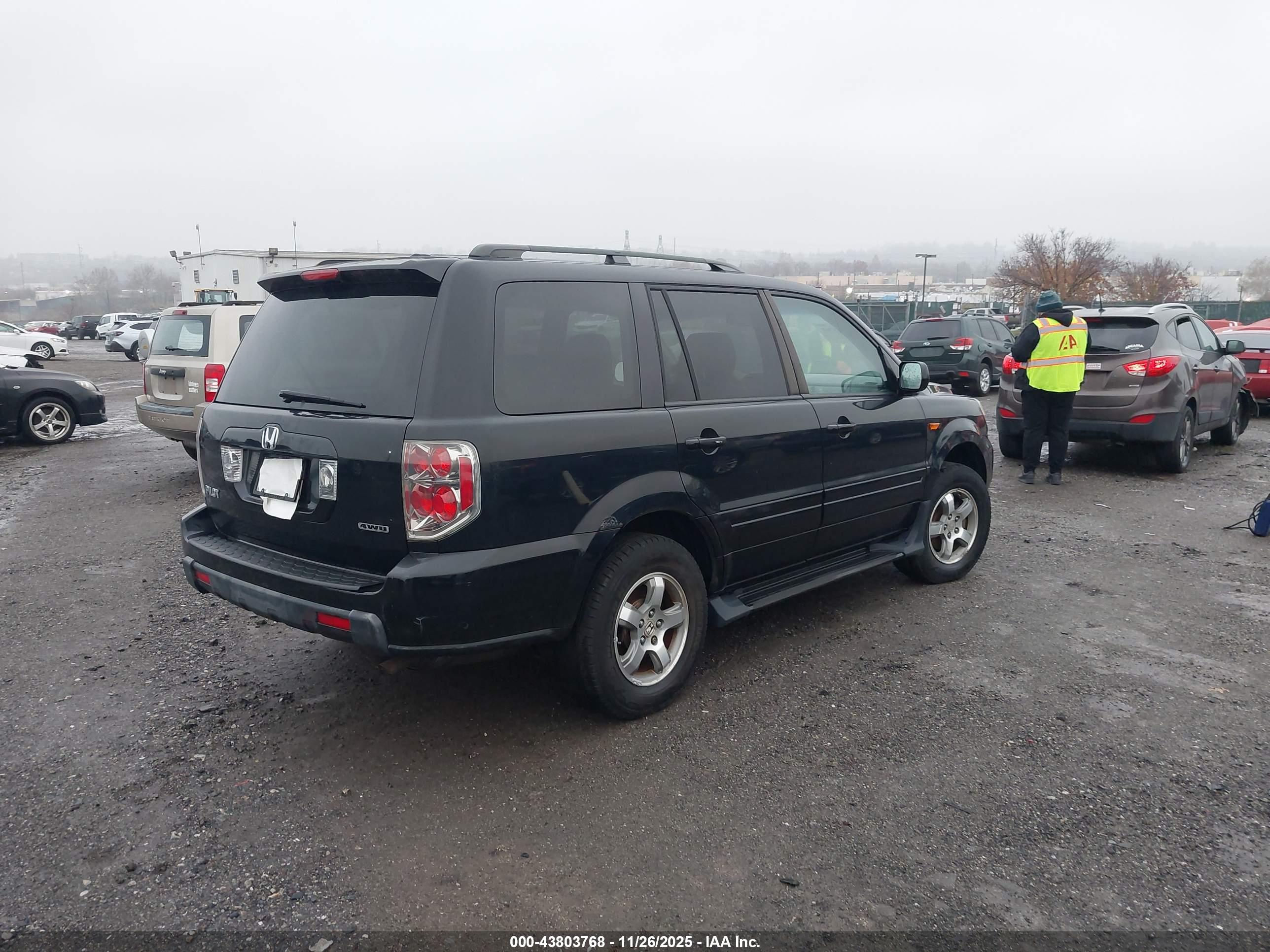 HONDA PILOT image 4